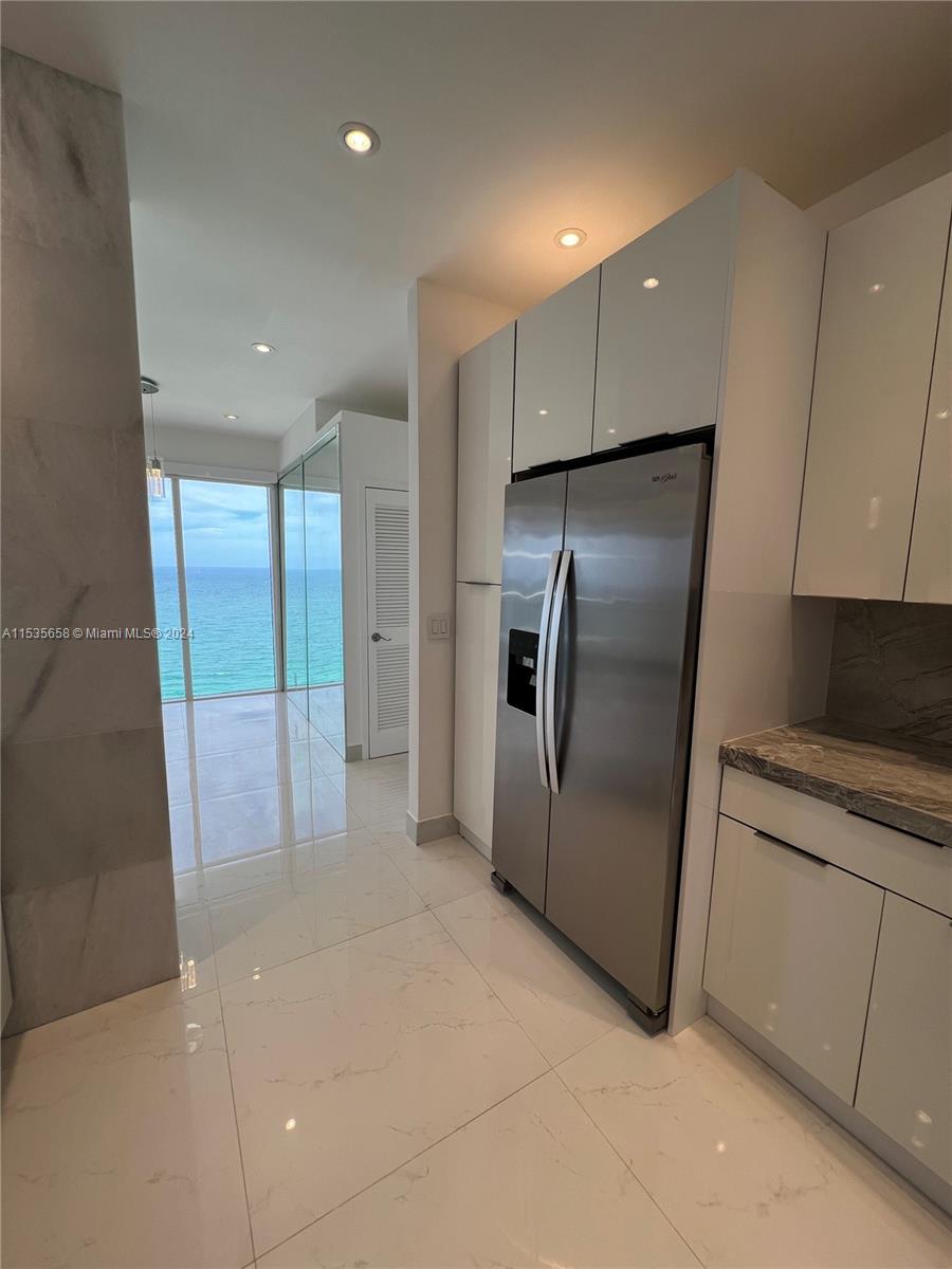 2030 S Ocean Dr 2221, Hallandale Beach, Florida 33009, 2 Bedrooms Bedrooms, ,2 BathroomsBathrooms,Residential,For Sale,2030 S Ocean Dr 2221,A11535658