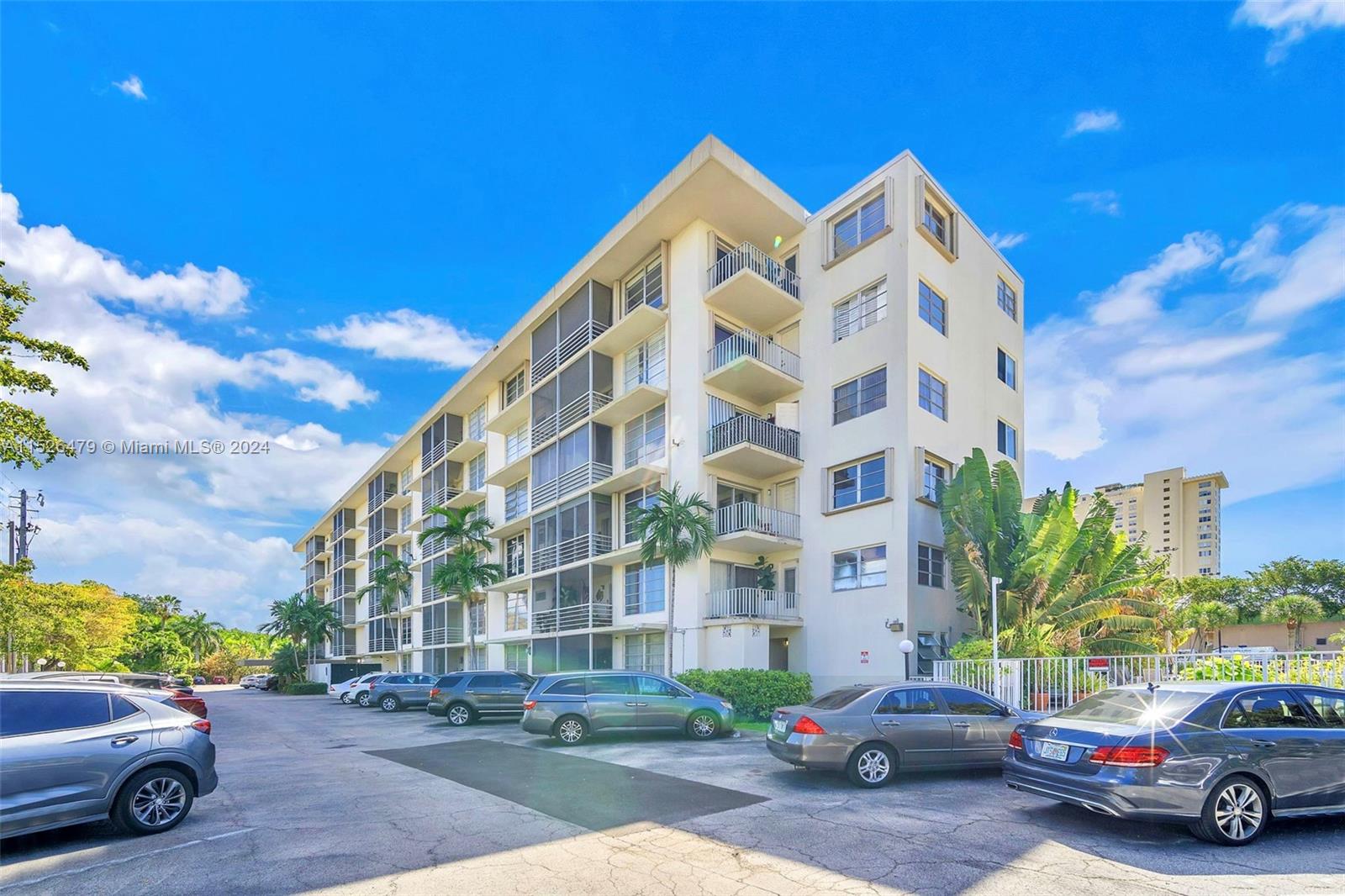 1750 115th St, Miami, FL, 33181 United States, 1 Bedroom Bedrooms, ,1 BathroomBathrooms,Residential,For Sale,115th St,A11526479