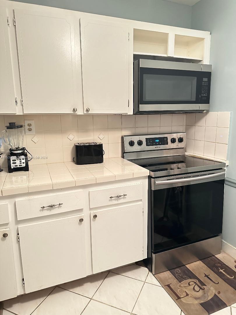 8260 SW 24th St 6207, North Lauderdale, Florida 33068, 1 Bedroom Bedrooms, ,1 BathroomBathrooms,Residential,For Sale,8260 SW 24th St 6207,A11532583