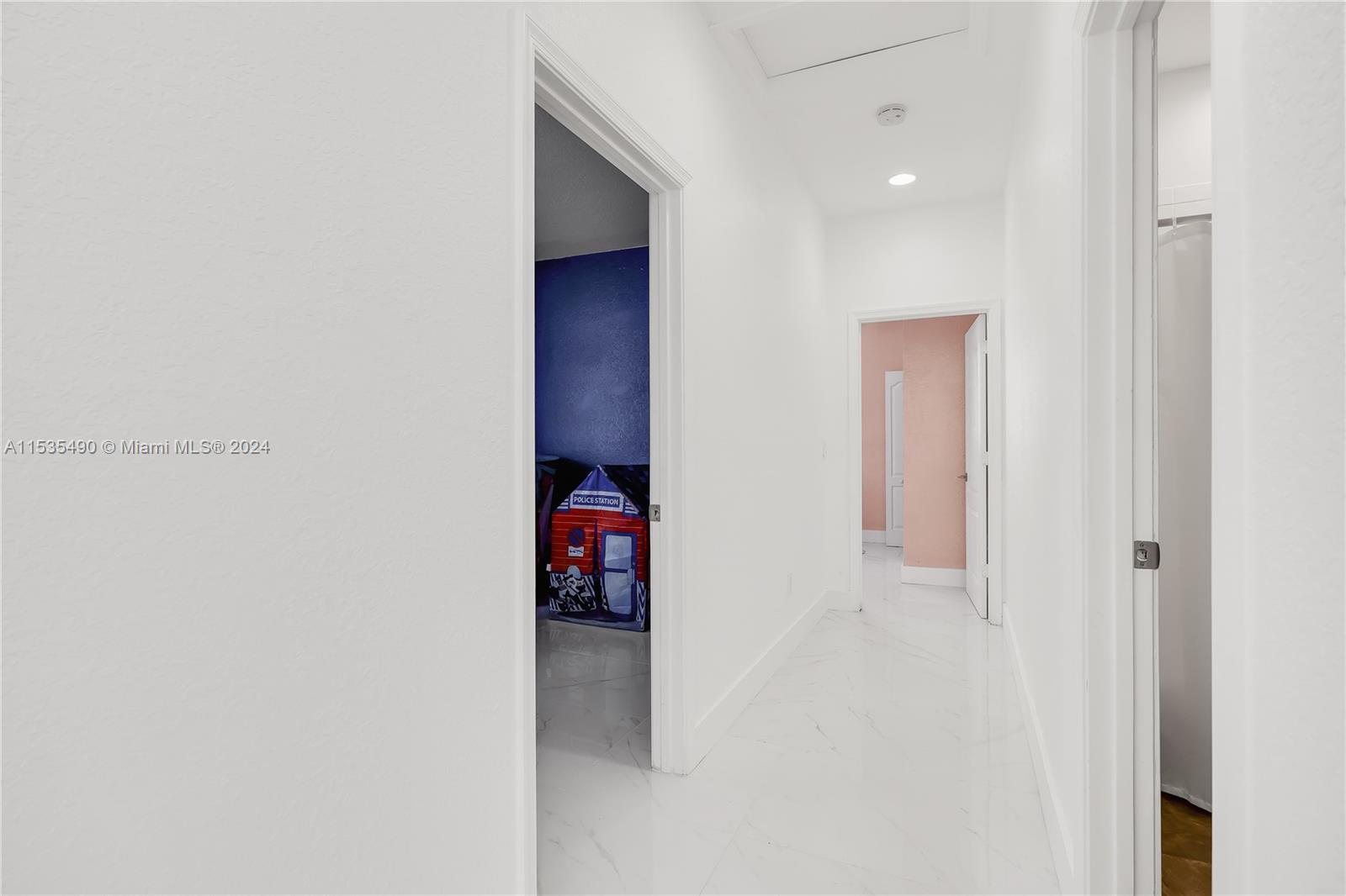 2214 NE 41st Ave, Homestead, Florida 33033, 4 Bedrooms Bedrooms, ,2 BathroomsBathrooms,Residentiallease,For Rent,2214 NE 41st Ave,A11535490