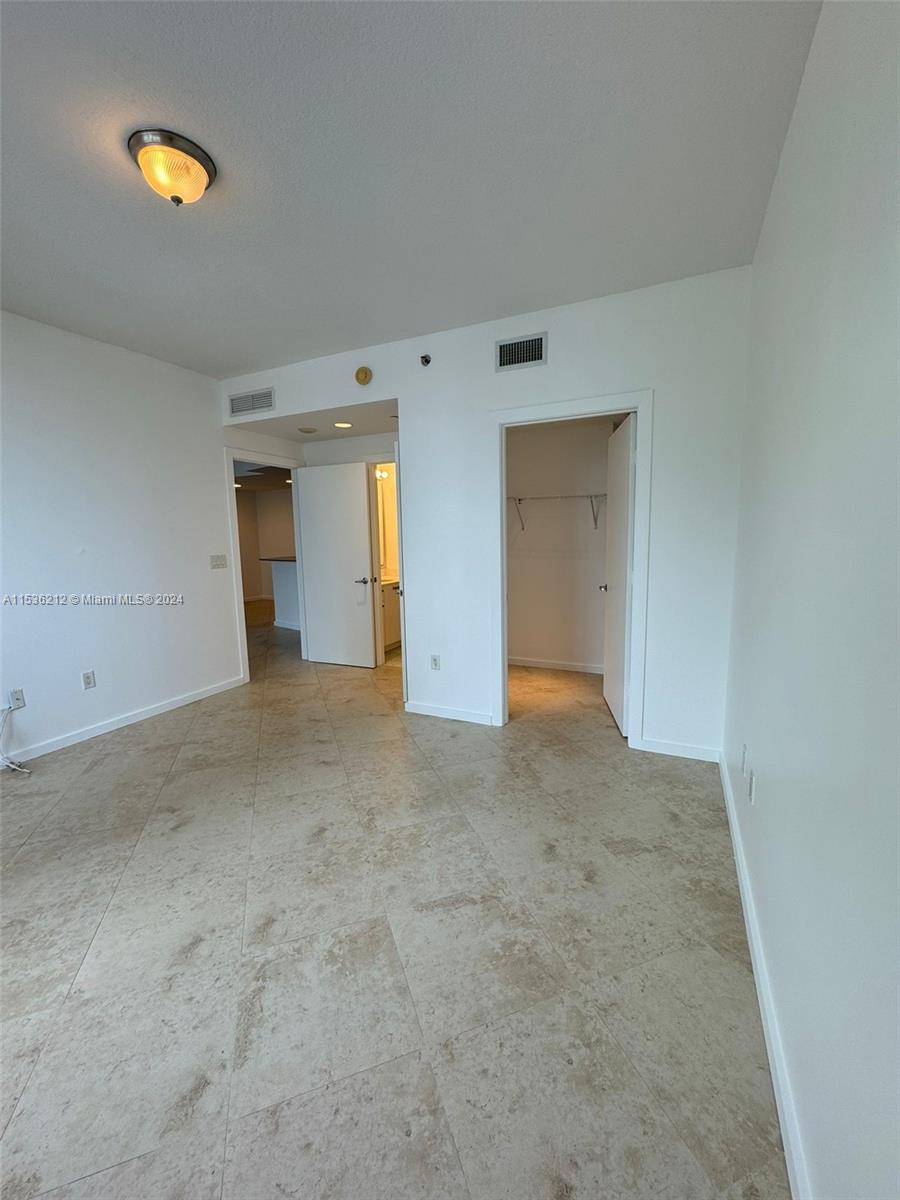 1060 BRICKELL AV 2603, Miami, Florida 33131, 1 Bedroom Bedrooms, ,1 BathroomBathrooms,Residential,For Sale,1060 BRICKELL AV 2603,A11536212