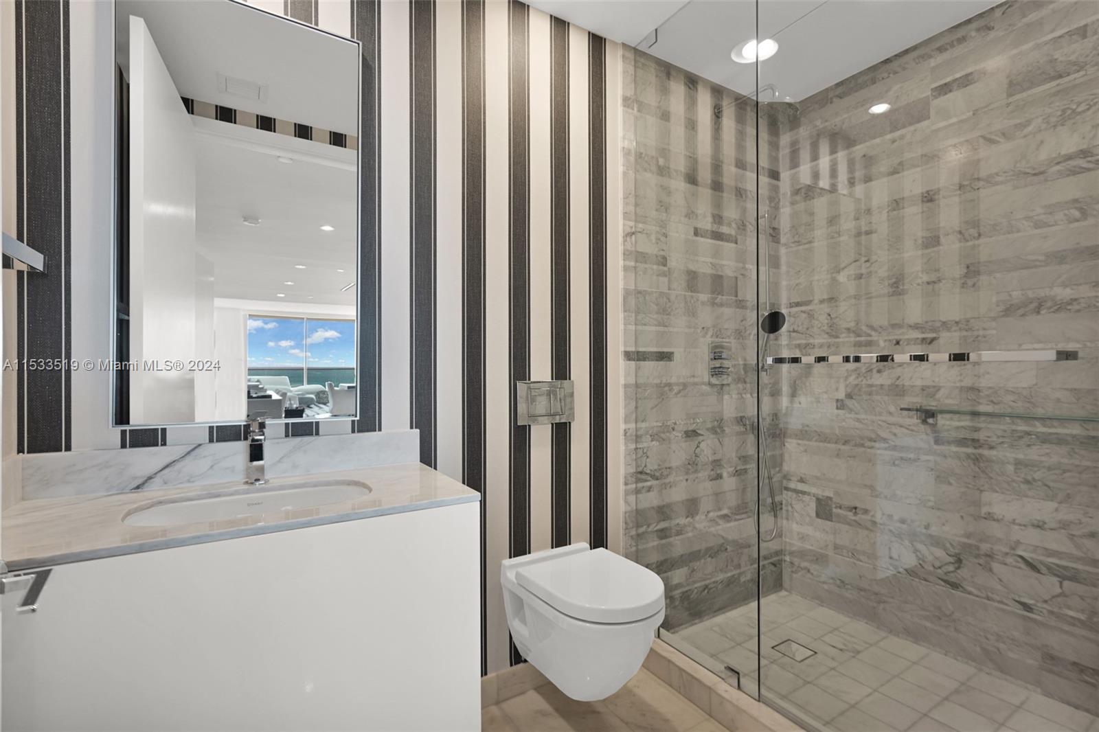 10203 Collins Ave 1002, Bal Harbour, FL 33154, 2 Bedrooms Bedrooms, ,3 BathroomsBathrooms,Residential,For Sale,Collins Ave,A11533519