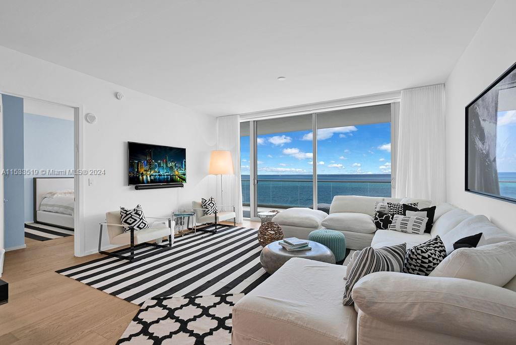 10203 Collins Ave 1002, Bal Harbour, FL 33154, 2 Bedrooms Bedrooms, ,3 BathroomsBathrooms,Residential,For Sale,Collins Ave,A11533519