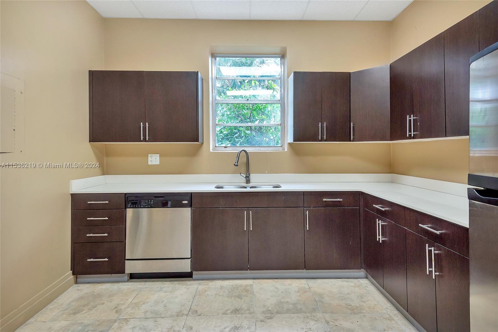 4001 S Ocean Dr 2G, Hollywood, Florida 33019, 1 Bedroom Bedrooms, ,1 BathroomBathrooms,Residential,For Sale,4001 S Ocean Dr 2G,A11536219