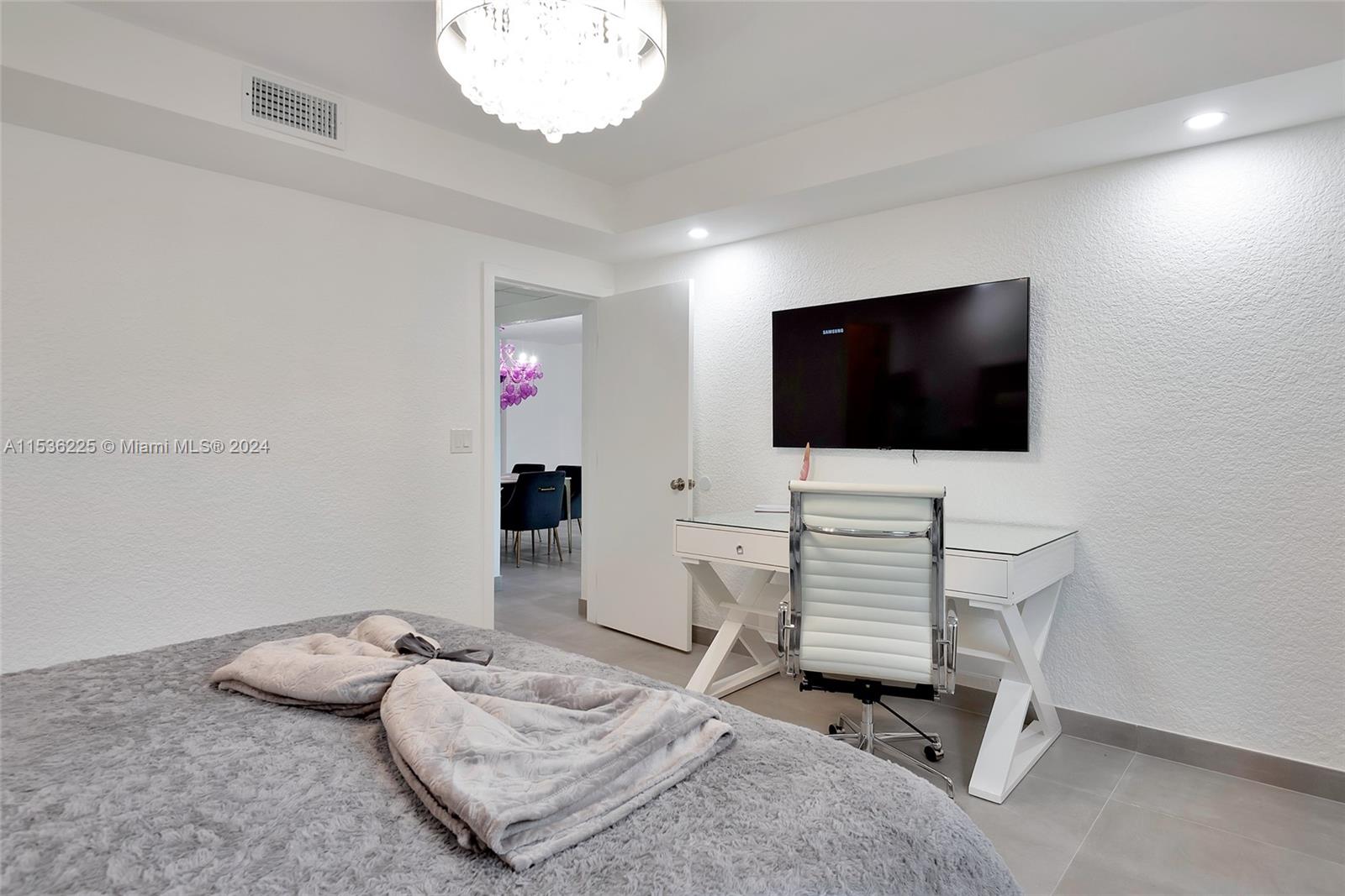 4001 S Ocean Dr 2G, Hollywood, Florida 33019, 1 Bedroom Bedrooms, ,1 BathroomBathrooms,Residentiallease,For Rent,4001 S Ocean Dr 2G,A11536225