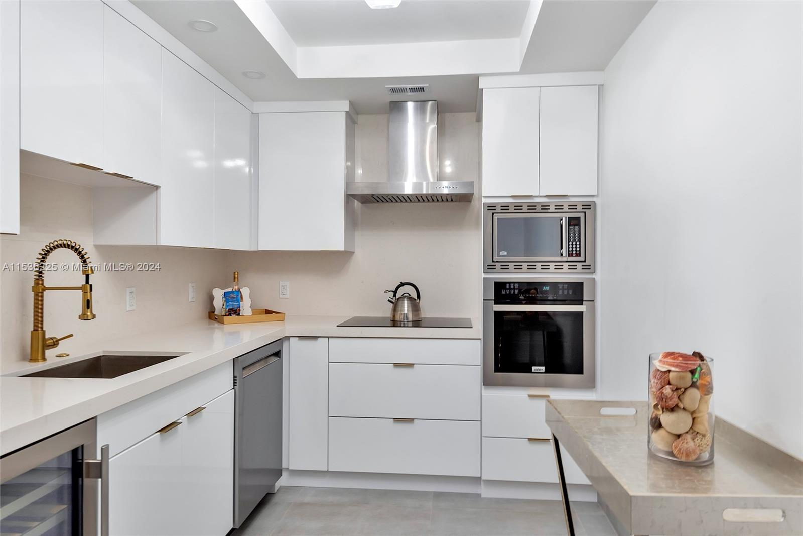 4001 S Ocean Dr 2G, Hollywood, Florida 33019, 1 Bedroom Bedrooms, ,1 BathroomBathrooms,Residentiallease,For Rent,4001 S Ocean Dr 2G,A11536225