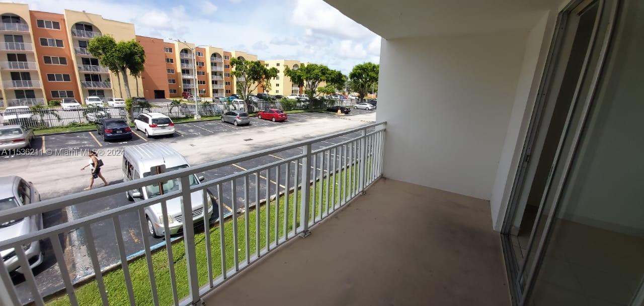 6960 Miami Gardens Dr 2-222, Hialeah, Florida 33015, 2 Bedrooms Bedrooms, ,2 BathroomsBathrooms,Residentiallease,For Rent,6960 Miami Gardens Dr 2-222,A11536211