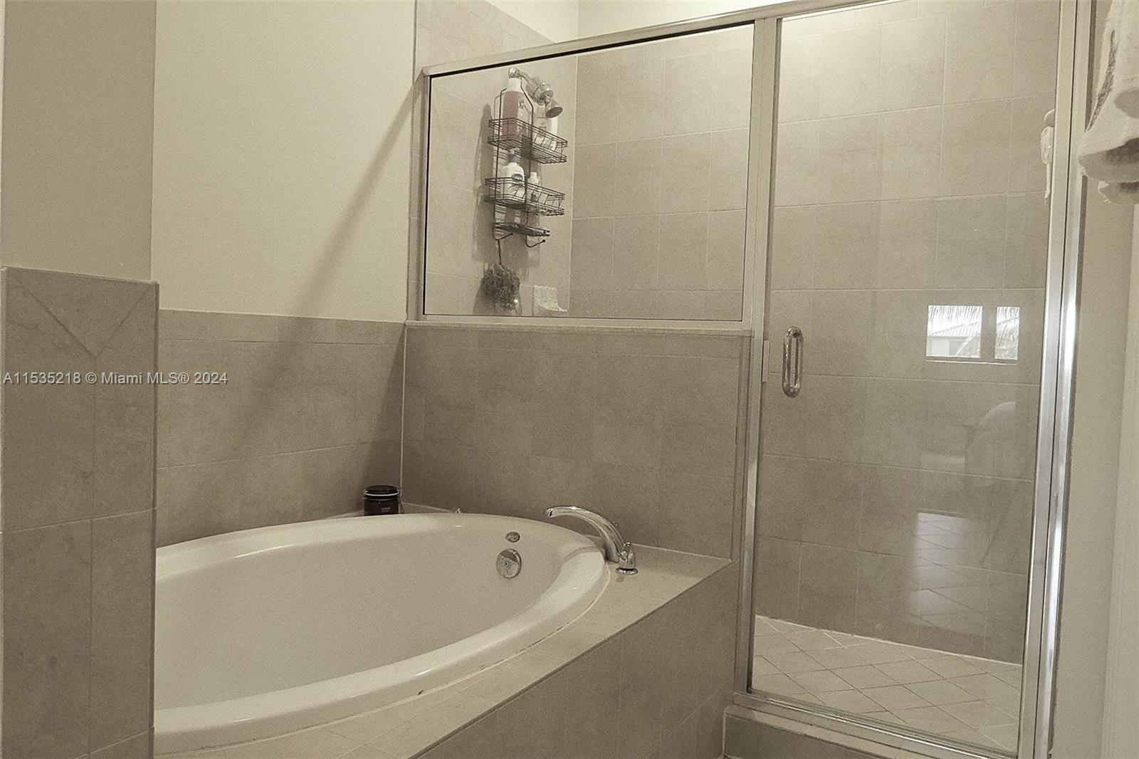 423 SE 33rd Ter, Homestead, Florida 33033, 3 Bedrooms Bedrooms, ,2 BathroomsBathrooms,Residential,For Sale,423 SE 33rd Ter,A11535218