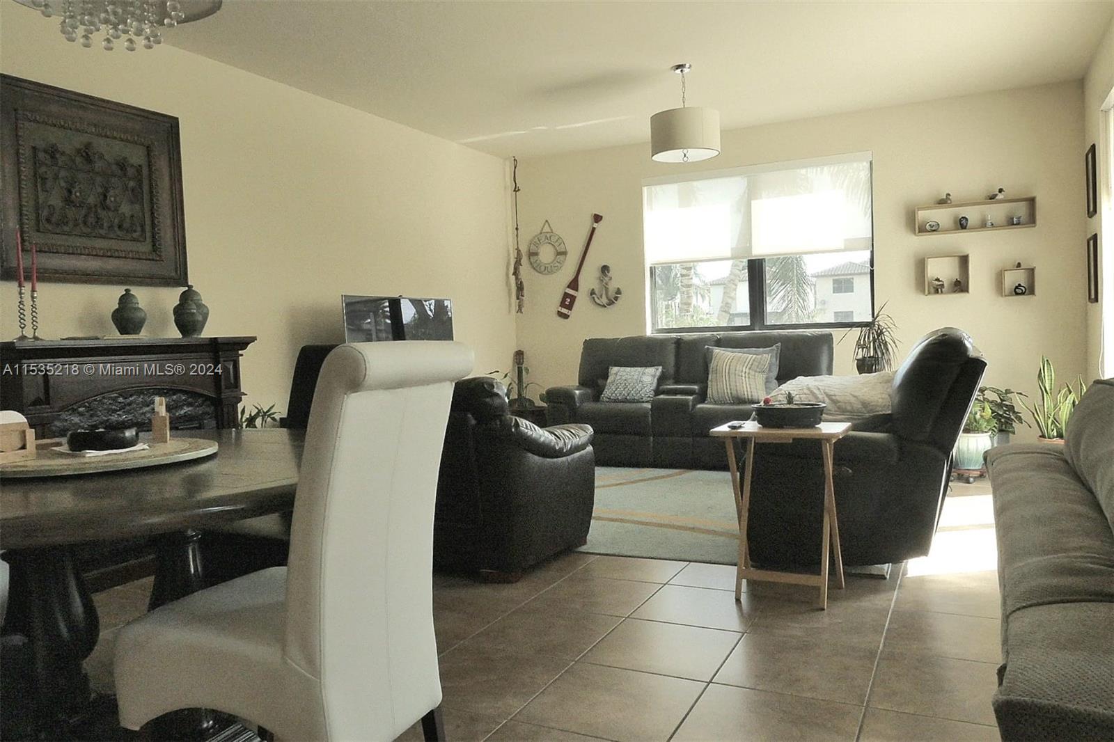 423 SE 33rd Ter, Homestead, Florida 33033, 3 Bedrooms Bedrooms, ,2 BathroomsBathrooms,Residential,For Sale,423 SE 33rd Ter,A11535218