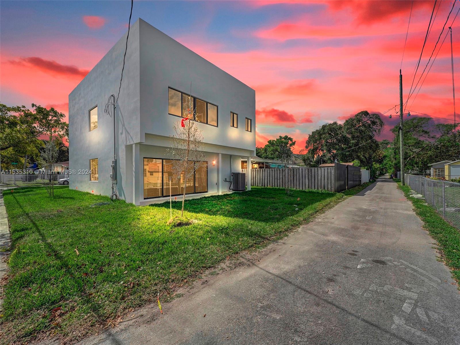 4702 NW 10th Ave, Miami, Florida 33127, 4 Bedrooms Bedrooms, ,3 BathroomsBathrooms,Residential,For Sale,4702 NW 10th Ave,A11535310