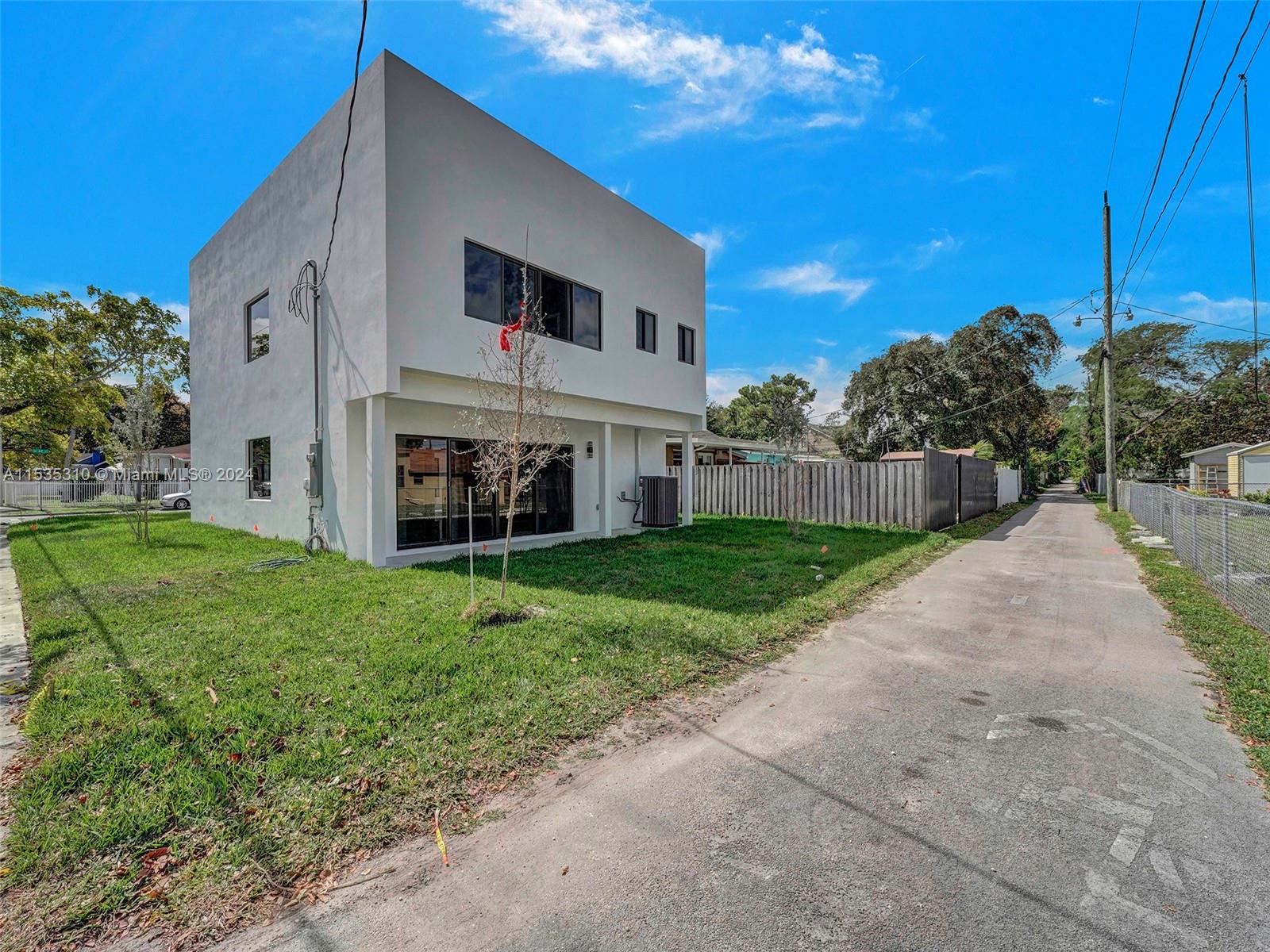 4702 NW 10th Ave, Miami, Florida 33127, 4 Bedrooms Bedrooms, ,3 BathroomsBathrooms,Residential,For Sale,4702 NW 10th Ave,A11535310