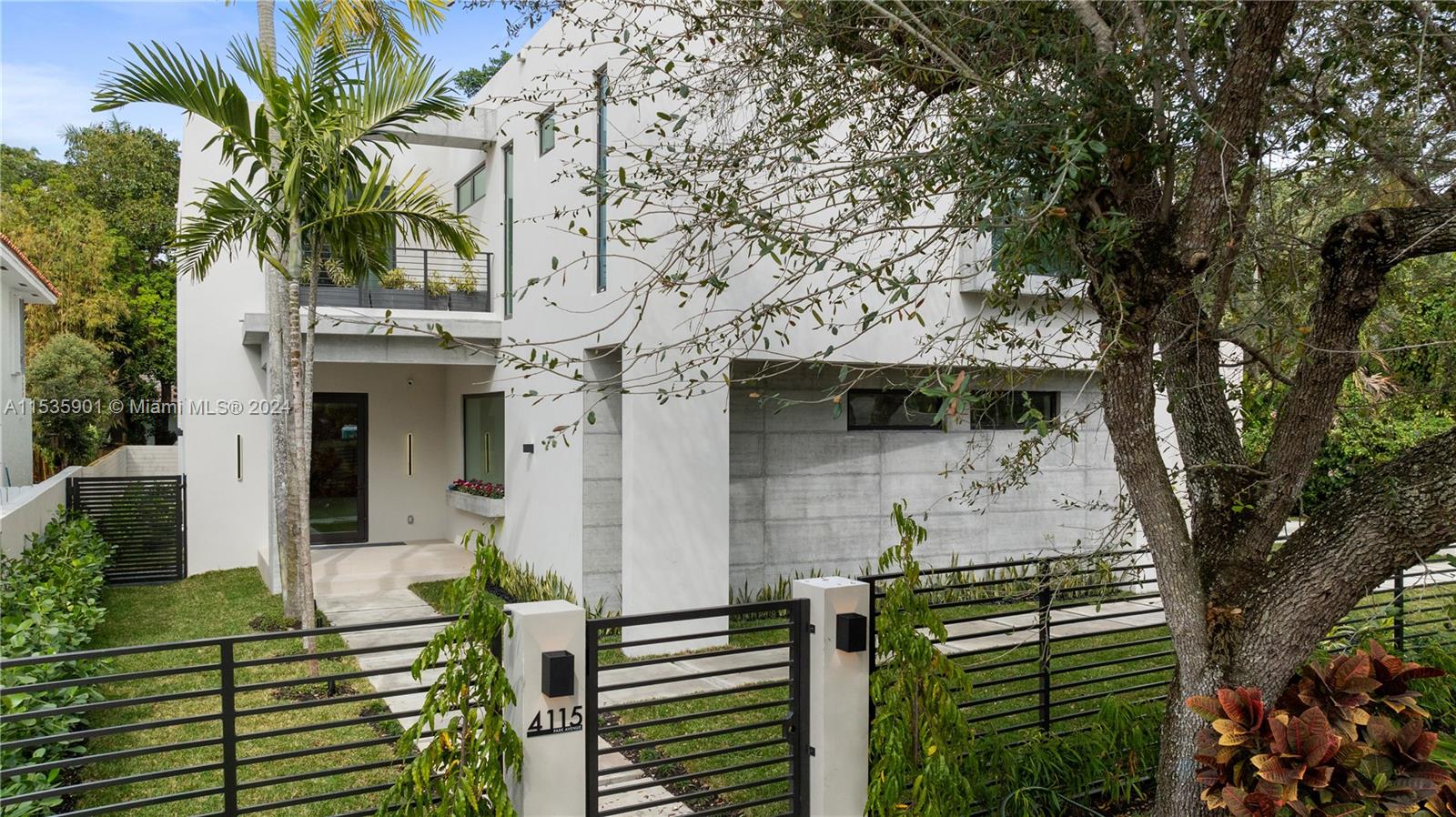 4115 Park Ave, Miami, FL, 33133 United States, 5 Bedrooms Bedrooms, ,6 BathroomsBathrooms,Residential,For Sale,Park Ave,A11535901