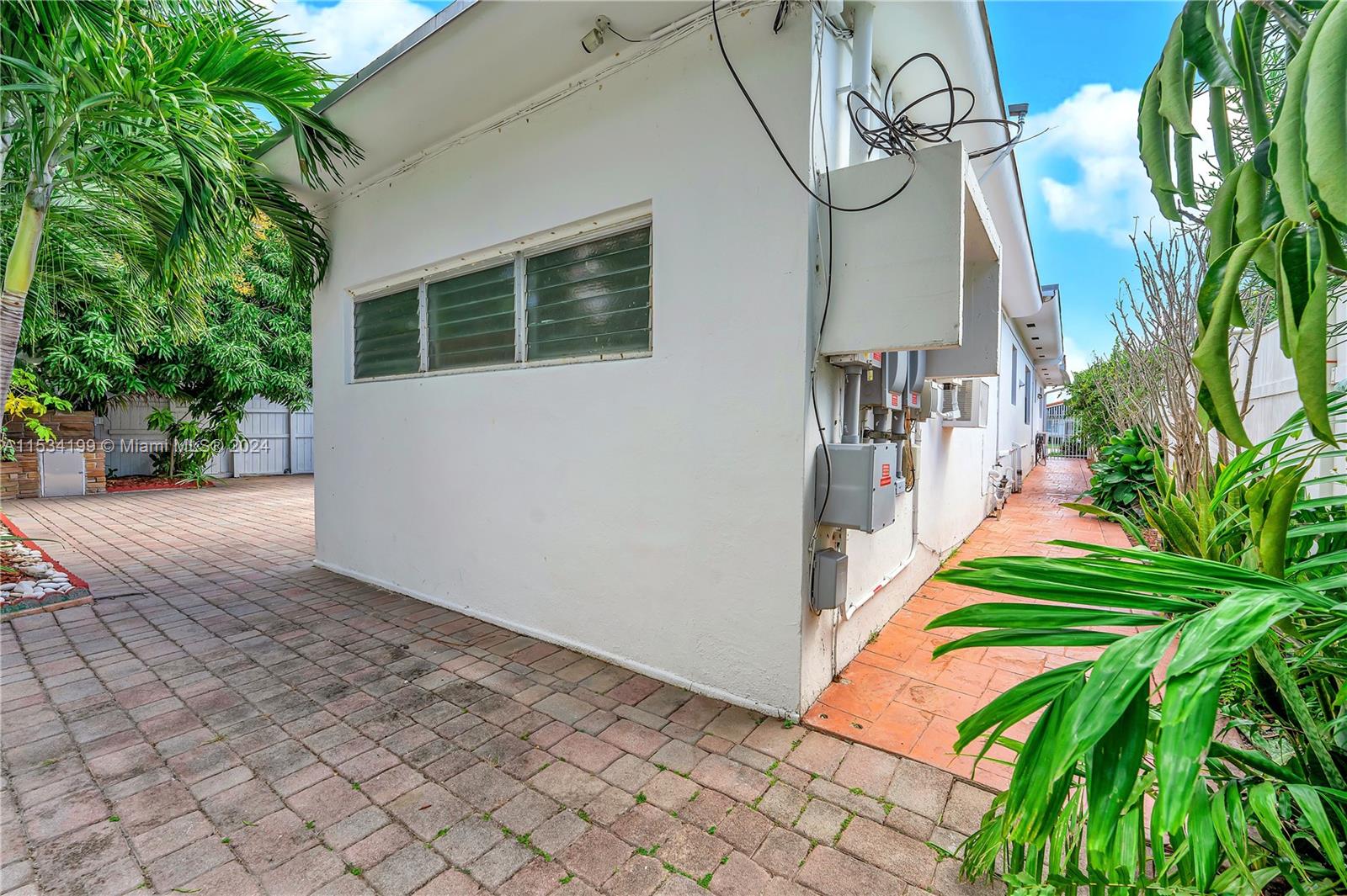 1339 71st St, Miami Beach, Florida 33141, 6 Bedrooms Bedrooms, ,3 BathroomsBathrooms,Residential,For Sale,1339 71st St,A11534199