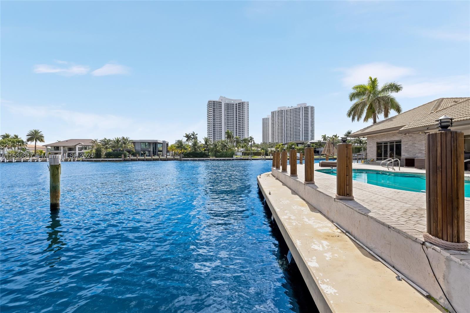 655 Hibiscus Dr, Hallandale Beach, FL, 33009 United States, 6 Bedrooms Bedrooms, ,5 BathroomsBathrooms,Residential,For Sale,Hibiscus Dr,A11530847