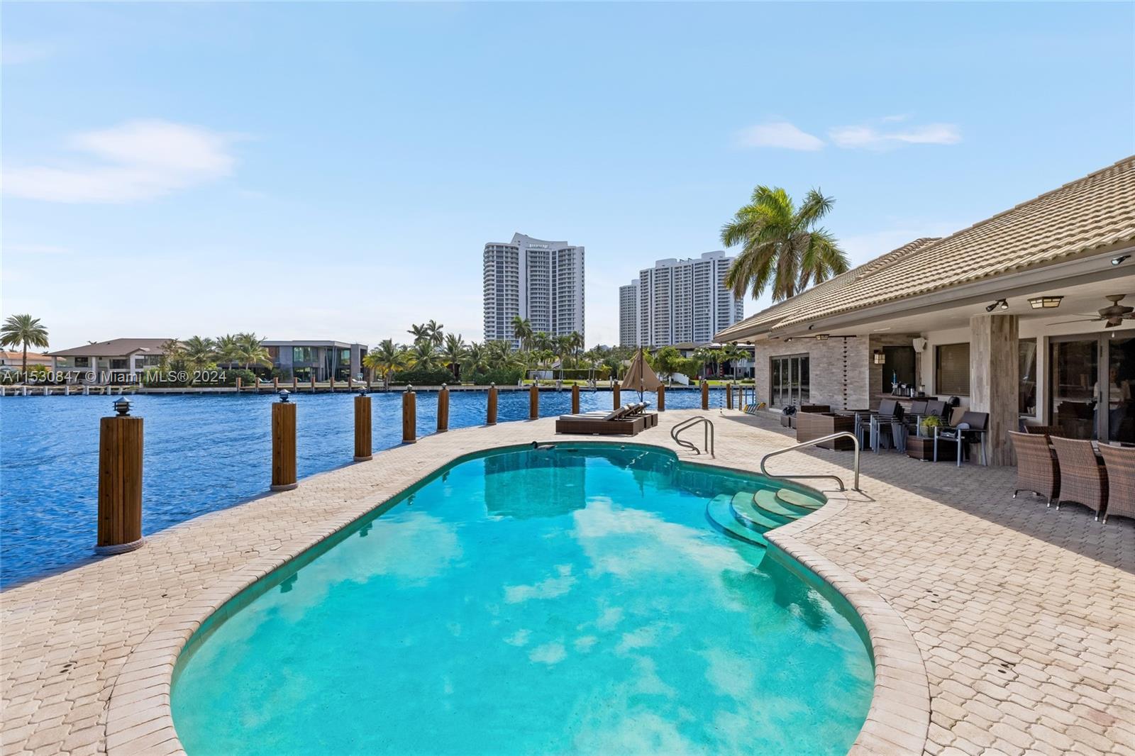 655 Hibiscus Dr, Hallandale Beach, Florida 33009, 6 Bedrooms Bedrooms, ,5 BathroomsBathrooms,Residential,For Sale,655 Hibiscus Dr,A11530847