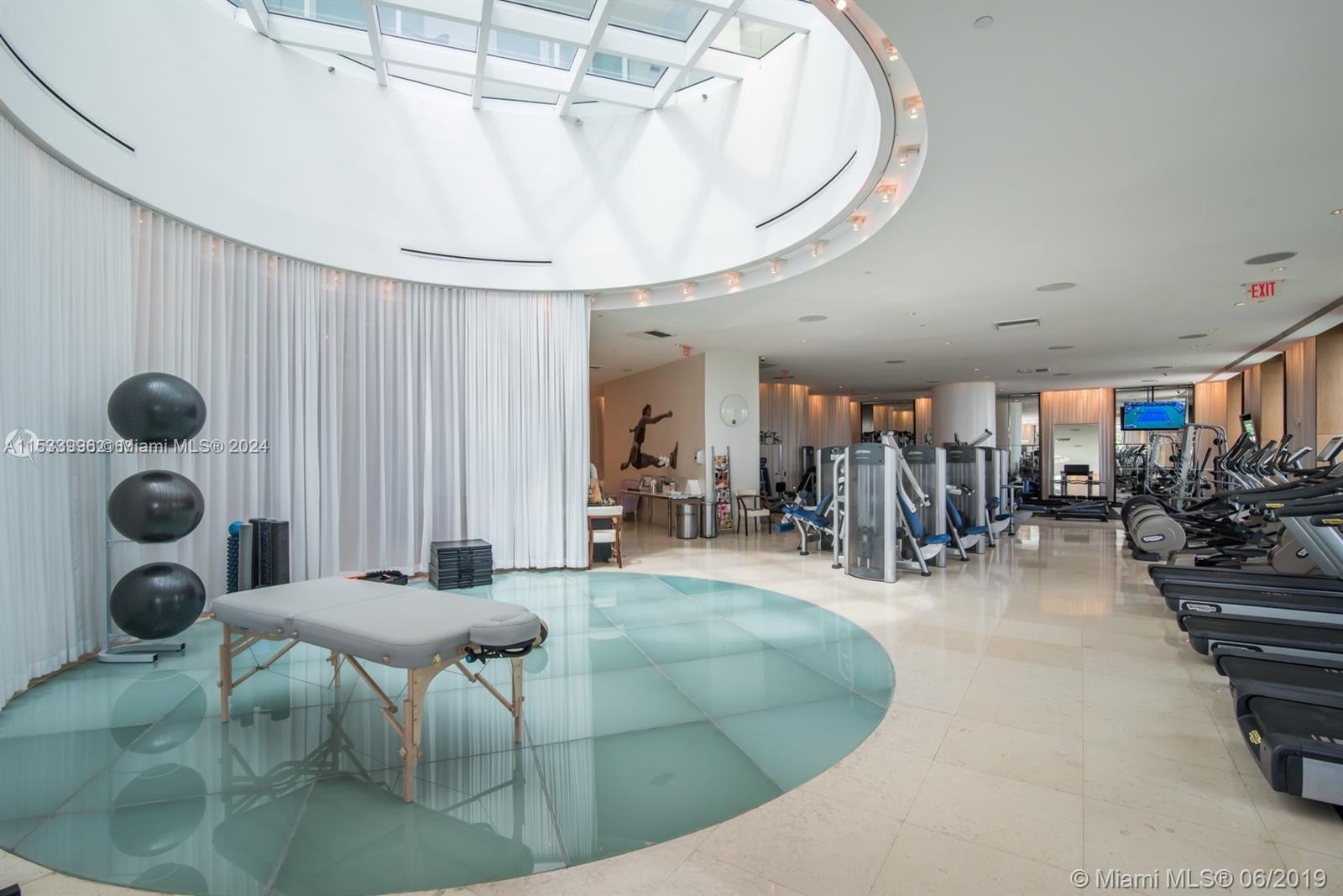 450 Alton Rd 1406, Miami Beach, Florida 33139, 2 Bedrooms Bedrooms, ,2 BathroomsBathrooms,Residentiallease,For Rent,450 Alton Rd 1406,A11533996