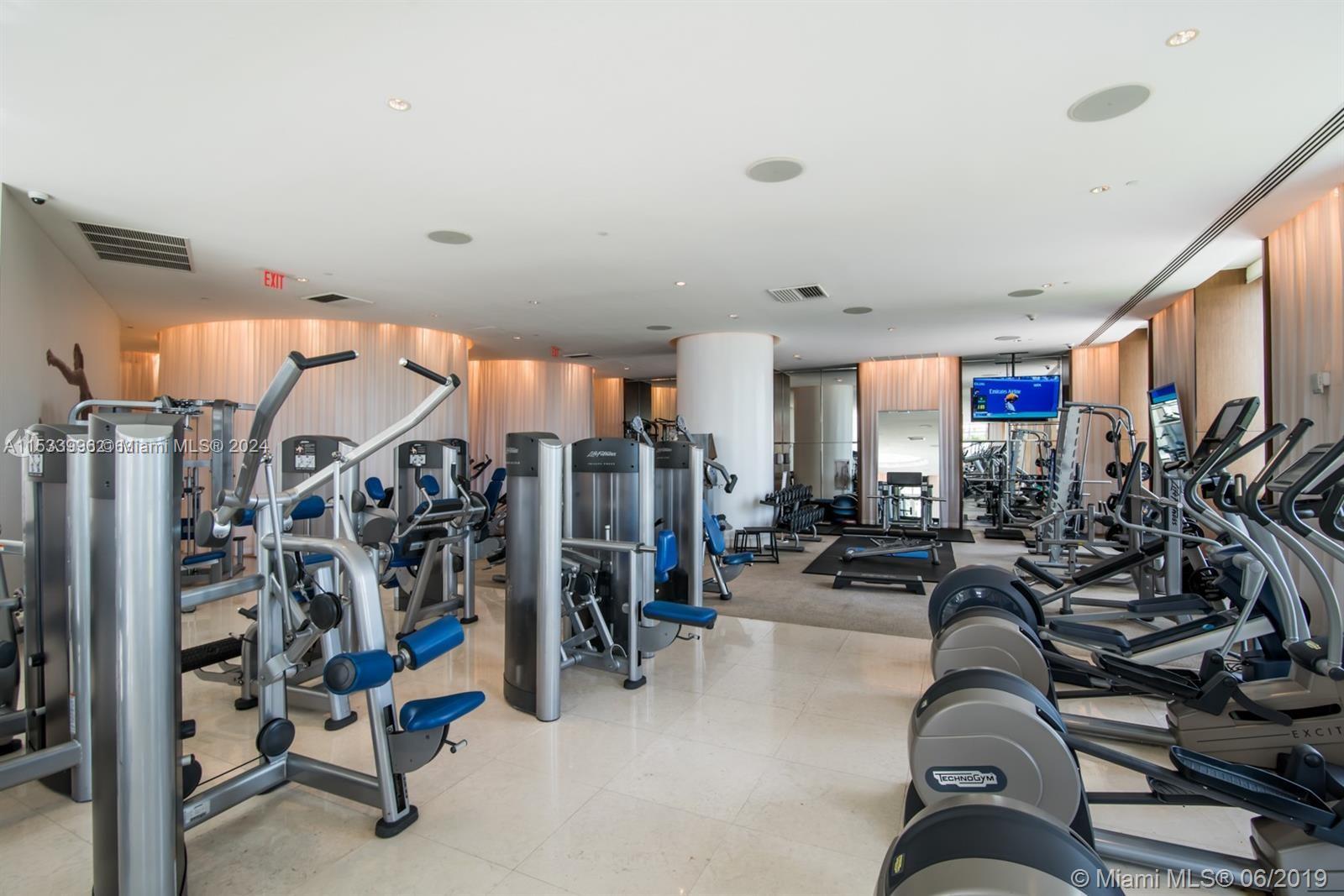 450 Alton Rd 1406, Miami Beach, Florida 33139, 2 Bedrooms Bedrooms, ,2 BathroomsBathrooms,Residentiallease,For Rent,450 Alton Rd 1406,A11533996