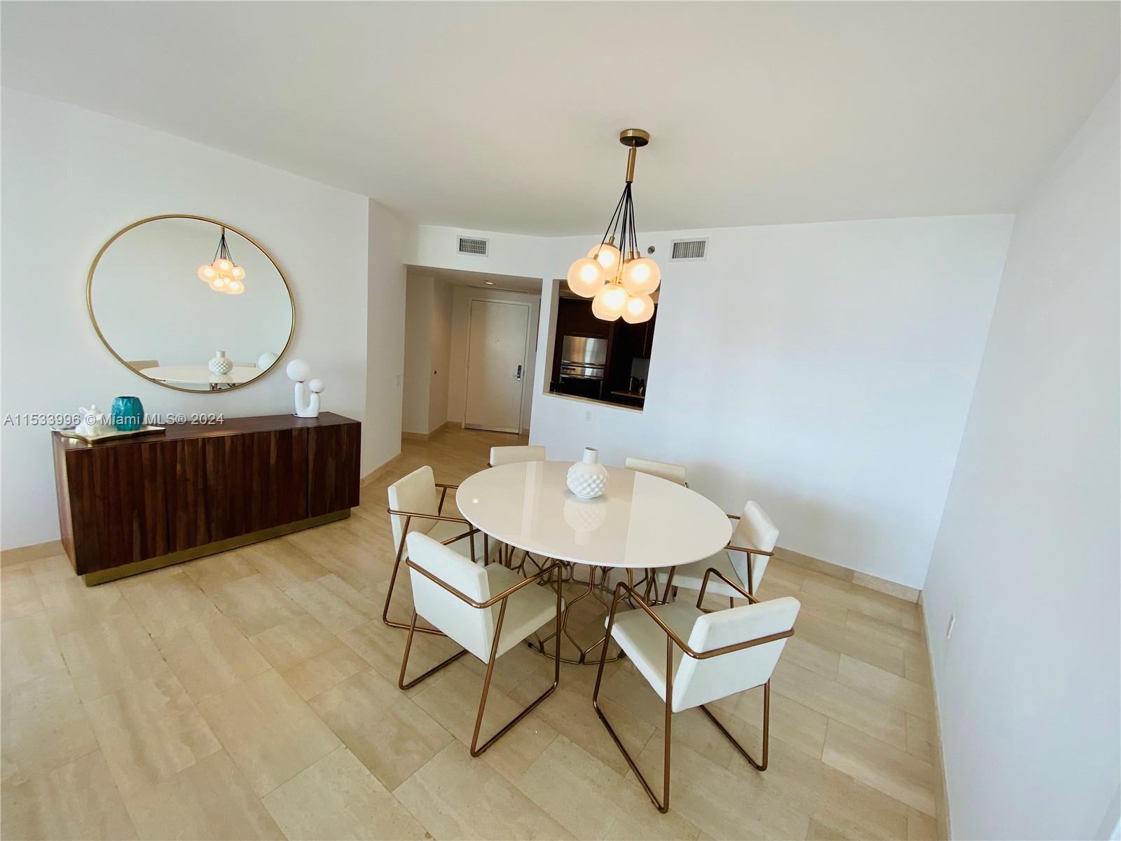 450 Alton Rd 1406, Miami Beach, Florida 33139, 2 Bedrooms Bedrooms, ,2 BathroomsBathrooms,Residentiallease,For Rent,450 Alton Rd 1406,A11533996