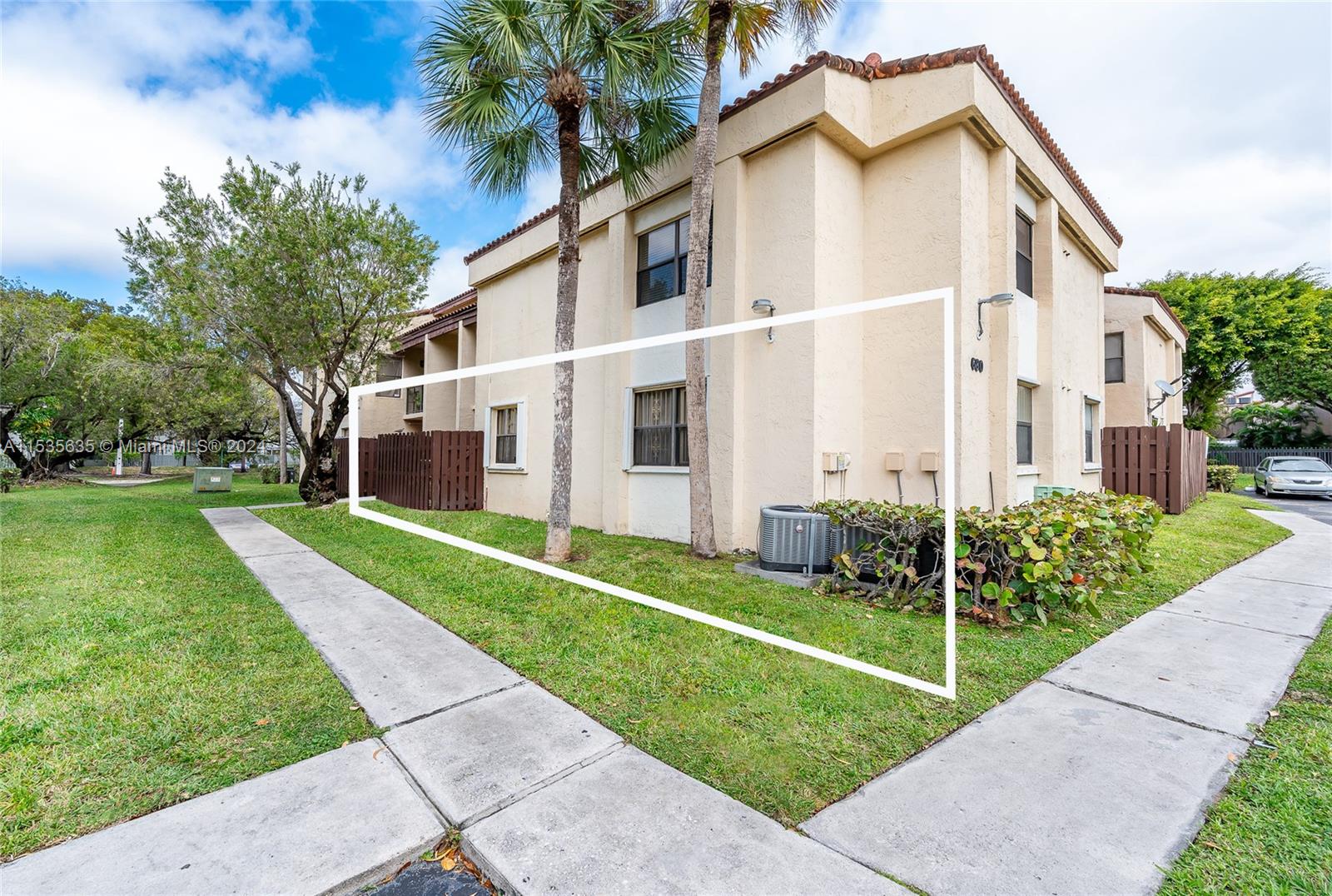 680 W Park Dr 3-108, Miami, Florida 33172, 2 Bedrooms Bedrooms, ,2 BathroomsBathrooms,Residential,For Sale,680 W Park Dr 3-108,A11535635