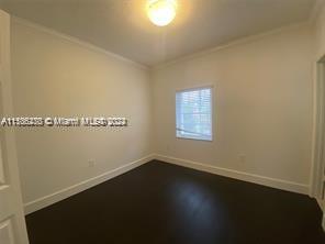 261 Navarre Ave C-4, Coral Gables, Florida 33134, 2 Bedrooms Bedrooms, ,2 BathroomsBathrooms,Residentiallease,For Rent,261 Navarre Ave C-4,A11536270