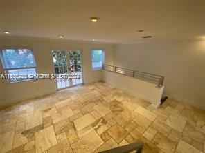 261 Navarre Ave C-4, Coral Gables, Florida 33134, 2 Bedrooms Bedrooms, ,2 BathroomsBathrooms,Residentiallease,For Rent,261 Navarre Ave C-4,A11536270