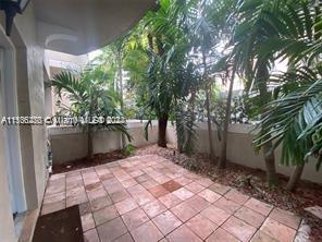 261 Navarre Ave C-4, Coral Gables, Florida 33134, 2 Bedrooms Bedrooms, ,2 BathroomsBathrooms,Residentiallease,For Rent,261 Navarre Ave C-4,A11536270