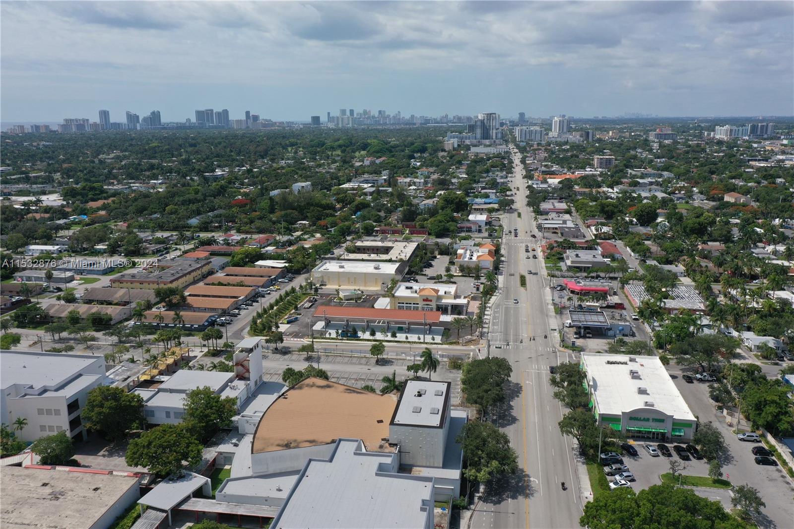 1801 N Federal Hwy, Hollywood, Florida 33020, ,Commercialsale,For Sale,1801 N Federal Hwy,A11532876