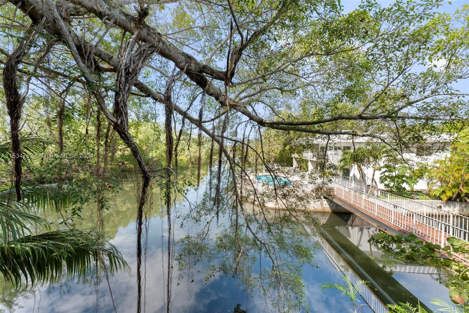 1860 Venice Park Dr 225, North Miami, Florida 33181, 2 Bedrooms Bedrooms, ,1 BathroomBathrooms,Residentiallease,For Rent,1860 Venice Park Dr 225,A11534782