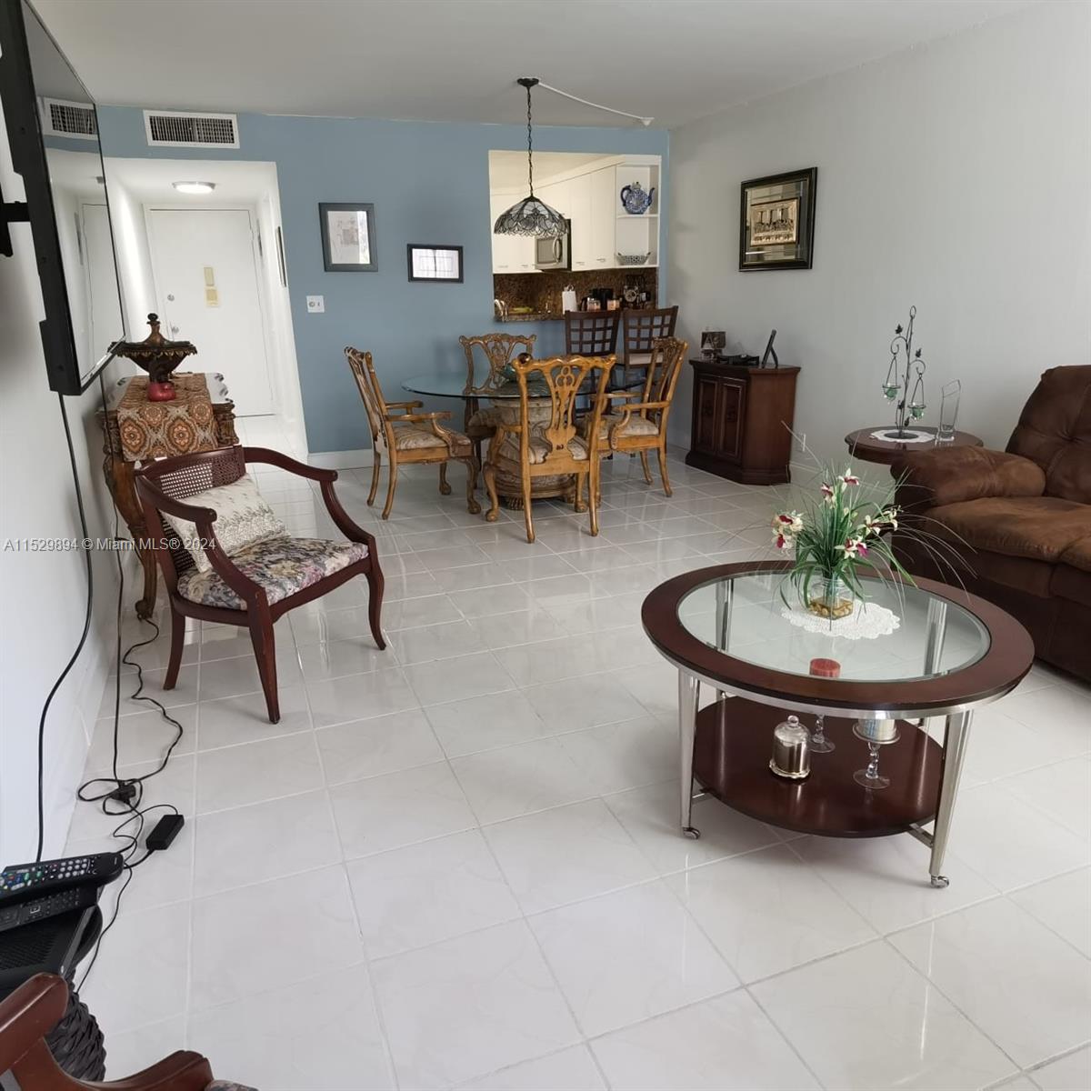 8050 W Mcnab Rd 323, Tamarac, Florida 33321, 2 Bedrooms Bedrooms, ,2 BathroomsBathrooms,Residential,For Sale,8050 W Mcnab Rd 323,A11529894