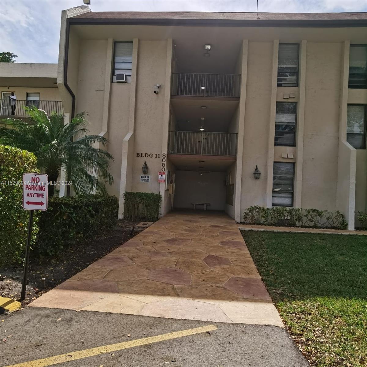 8050 W Mcnab Rd 323, Tamarac, Florida 33321, 2 Bedrooms Bedrooms, ,2 BathroomsBathrooms,Residential,For Sale,8050 W Mcnab Rd 323,A11529894