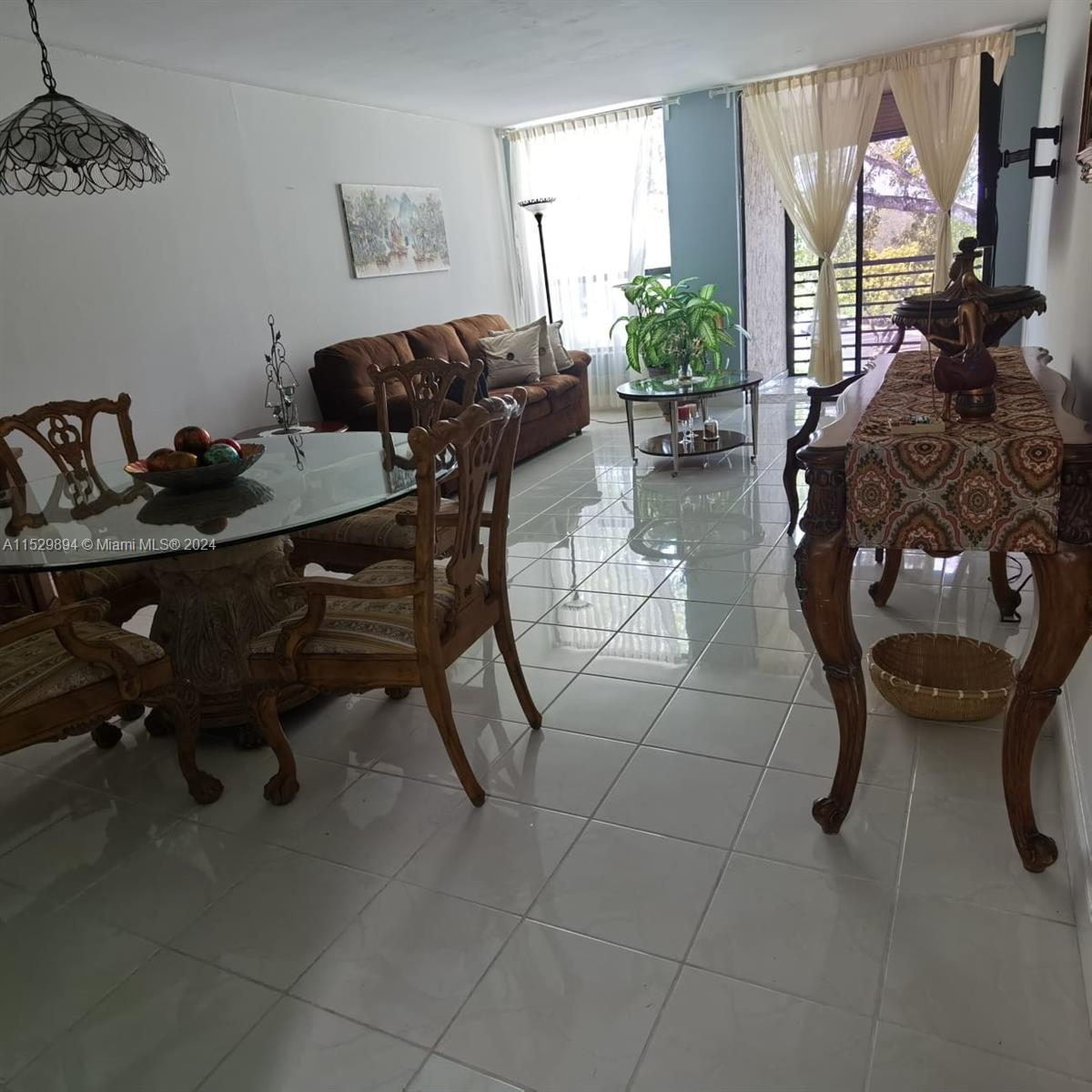 8050 W Mcnab Rd 323, Tamarac, Florida 33321, 2 Bedrooms Bedrooms, ,2 BathroomsBathrooms,Residential,For Sale,8050 W Mcnab Rd 323,A11529894