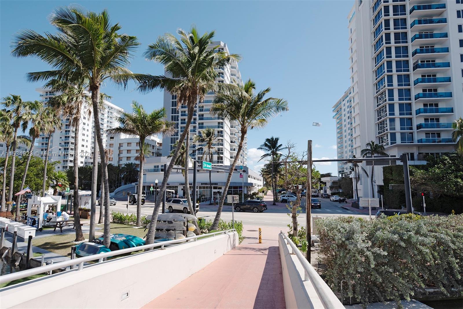 2383 Flamingo Dr 11, Miami Beach, Florida 33140, 3 Bedrooms Bedrooms, ,2 BathroomsBathrooms,Residentiallease,For Rent,2383 Flamingo Dr 11,A11534923