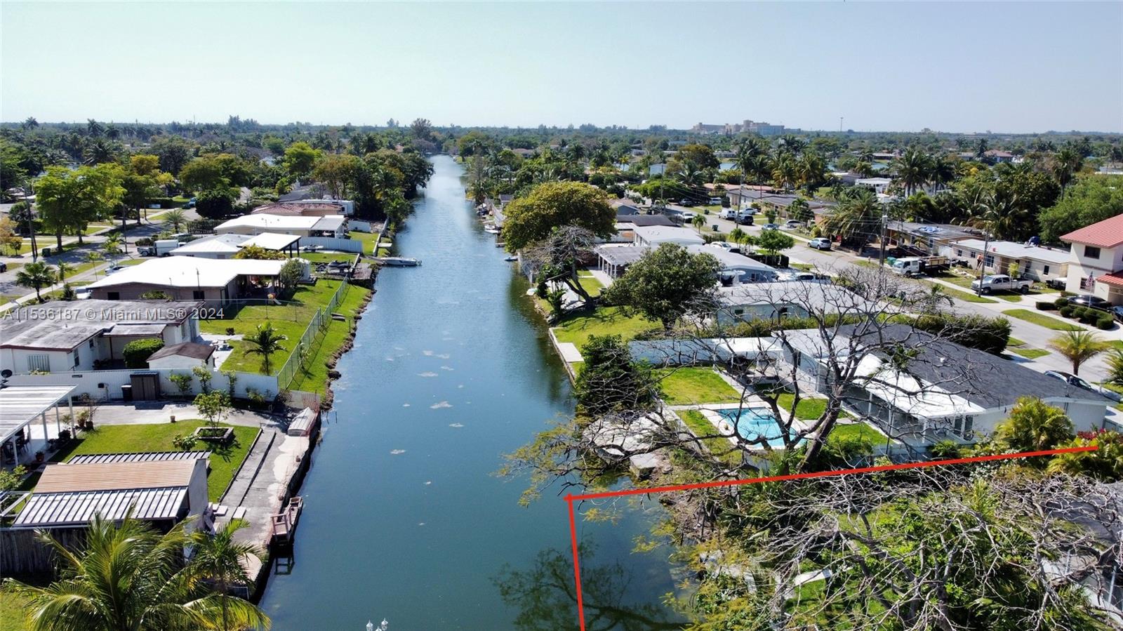 10706 SW 44th St  For Sale A11536187, FL