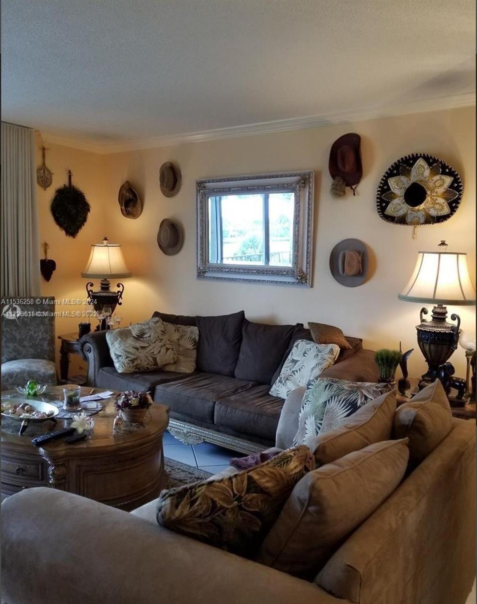 5401 Collins Ave 135, Miami Beach, Florida 33140, 2 Bedrooms Bedrooms, ,2 BathroomsBathrooms,Residential,For Sale,5401 Collins Ave 135,A11536258