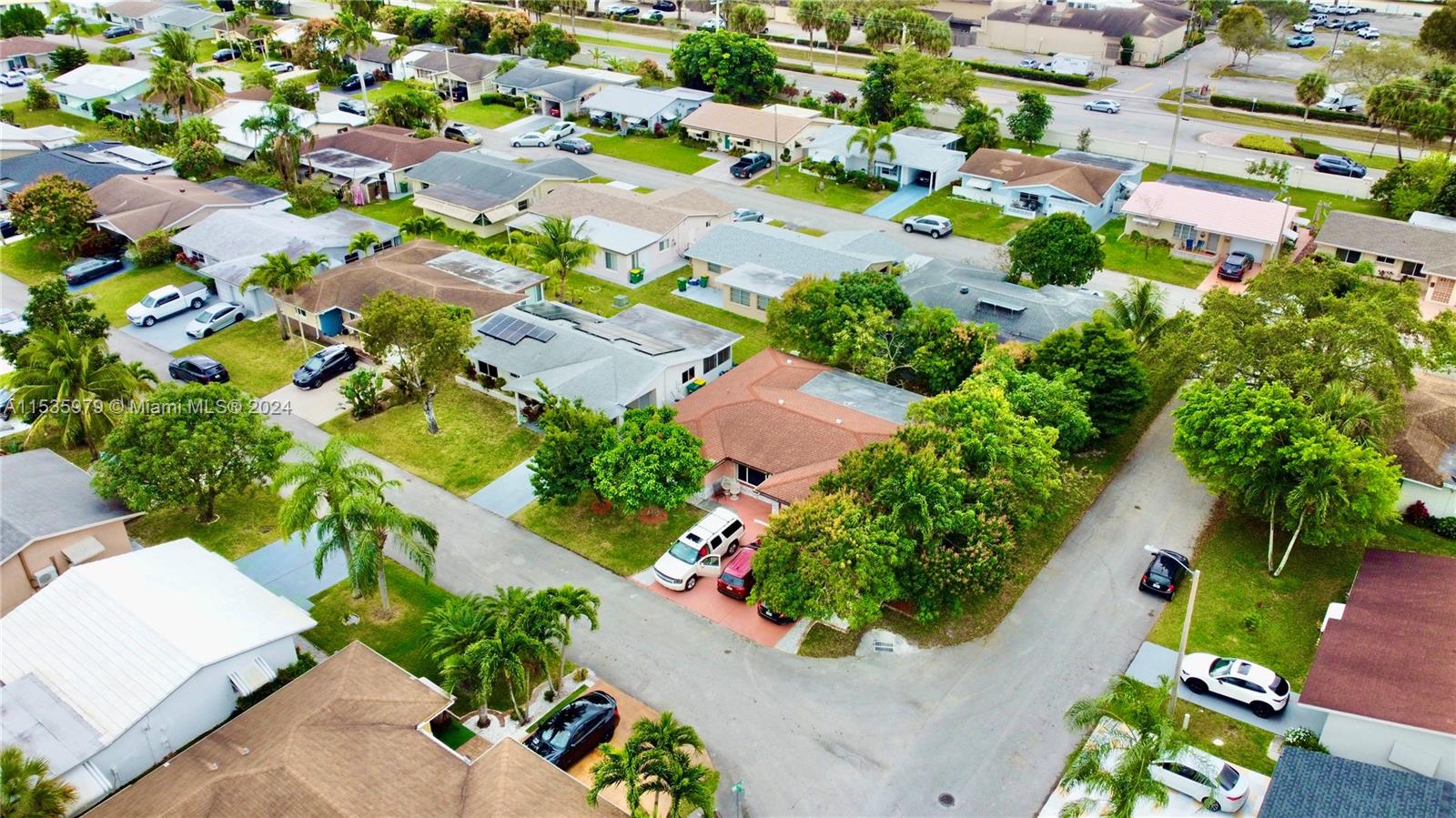 7112 NW 57th Dr, Tamarac, Florida 33321, 2 Bedrooms Bedrooms, ,2 BathroomsBathrooms,Residential,For Sale,7112 NW 57th Dr,A11535979