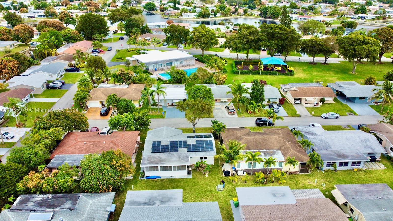 7112 NW 57th Dr, Tamarac, Florida 33321, 2 Bedrooms Bedrooms, ,2 BathroomsBathrooms,Residential,For Sale,7112 NW 57th Dr,A11535979