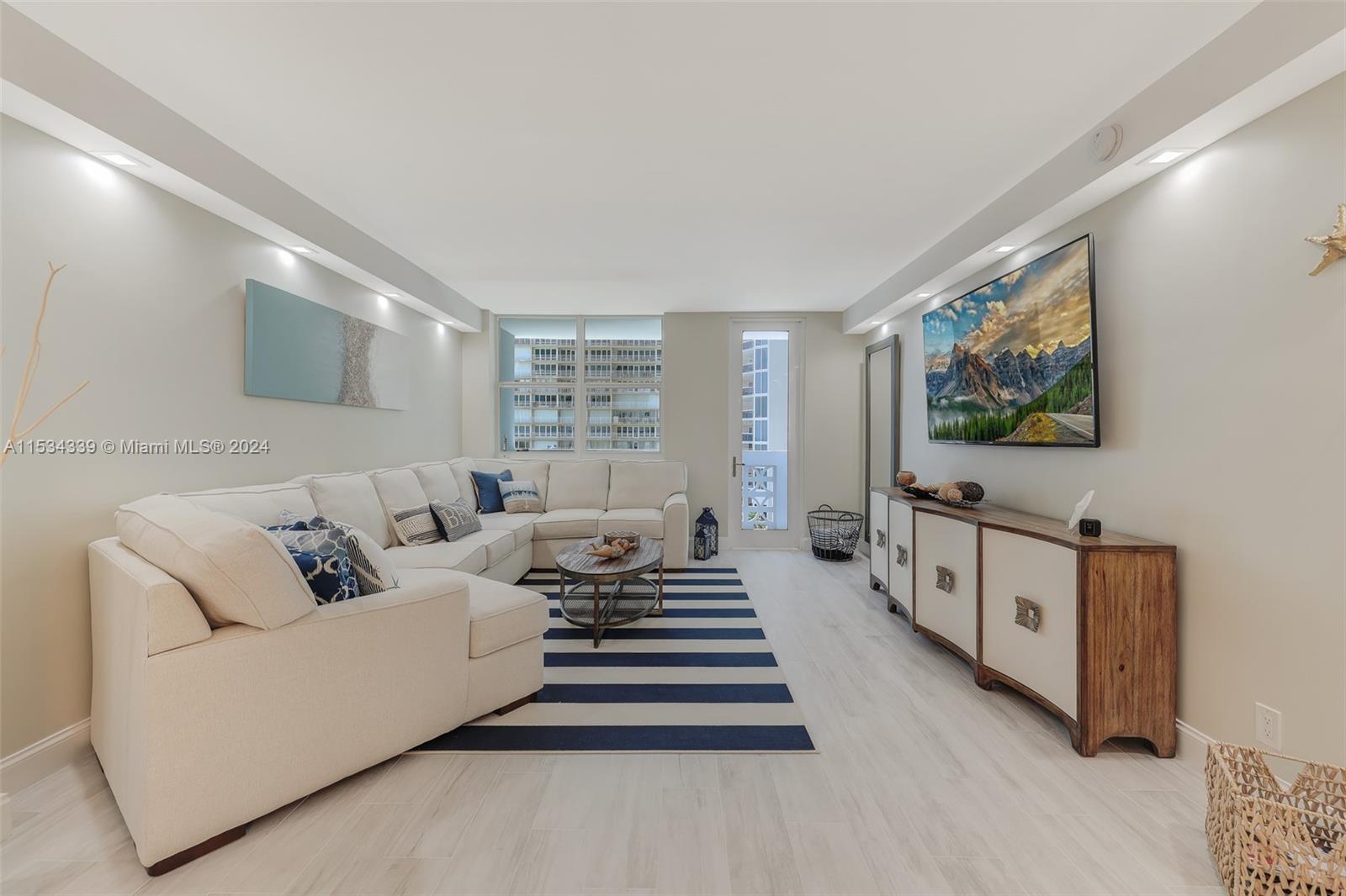 4250 Galt Ocean Dr, Fort Lauderdale, FL, 33308 United States, 1 Bedroom Bedrooms, ,1 BathroomBathrooms,Residential,For Sale,Galt Ocean Dr,A11534339