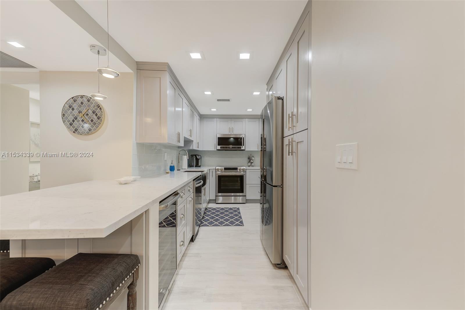 4250 Galt Ocean Dr, Fort Lauderdale, FL, 33308 United States, 1 Bedroom Bedrooms, ,1 BathroomBathrooms,Residential,For Sale,Galt Ocean Dr,A11534339