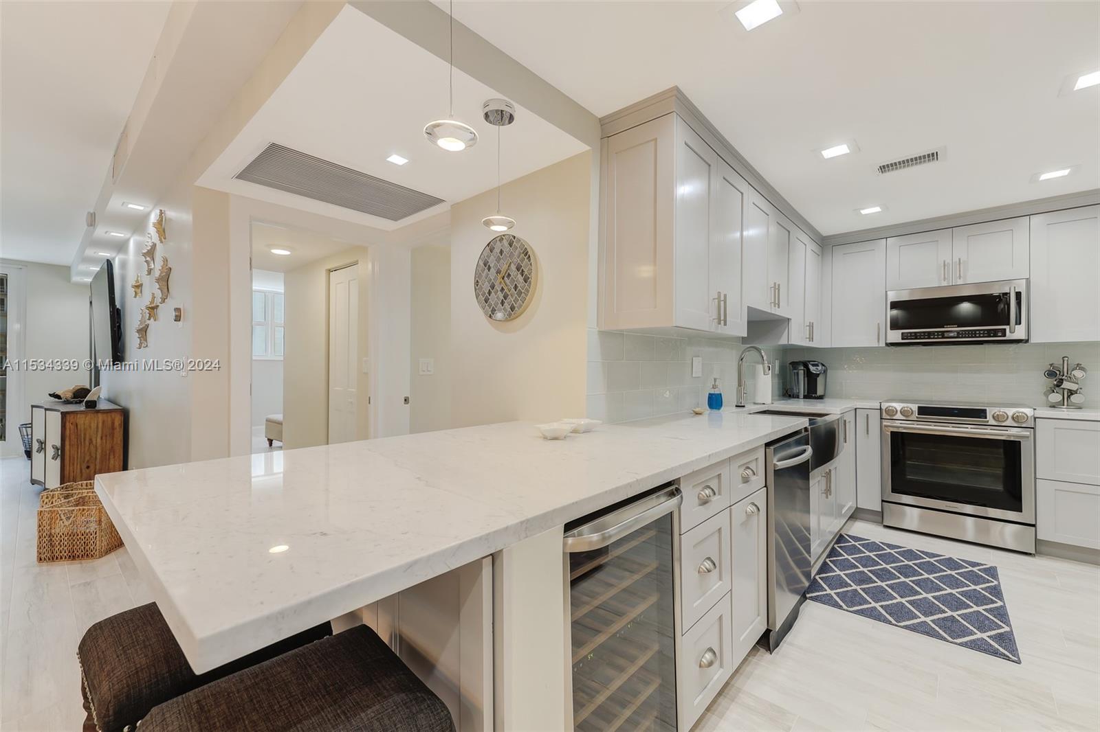 4250 Galt Ocean Dr, Fort Lauderdale, FL, 33308 United States, 1 Bedroom Bedrooms, ,1 BathroomBathrooms,Residential,For Sale,Galt Ocean Dr,A11534339