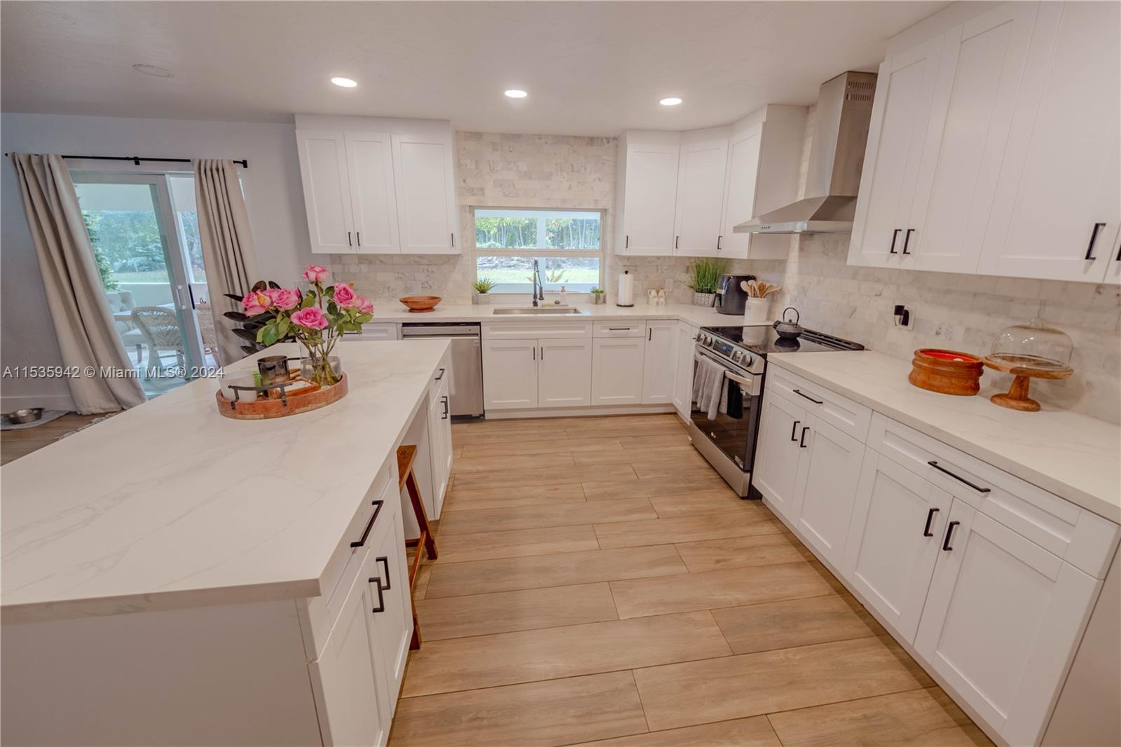 16025 SW 244th St, Homestead, Florida 33031, 5 Bedrooms Bedrooms, ,2 BathroomsBathrooms,Residential,For Sale,16025 SW 244th St,A11535942