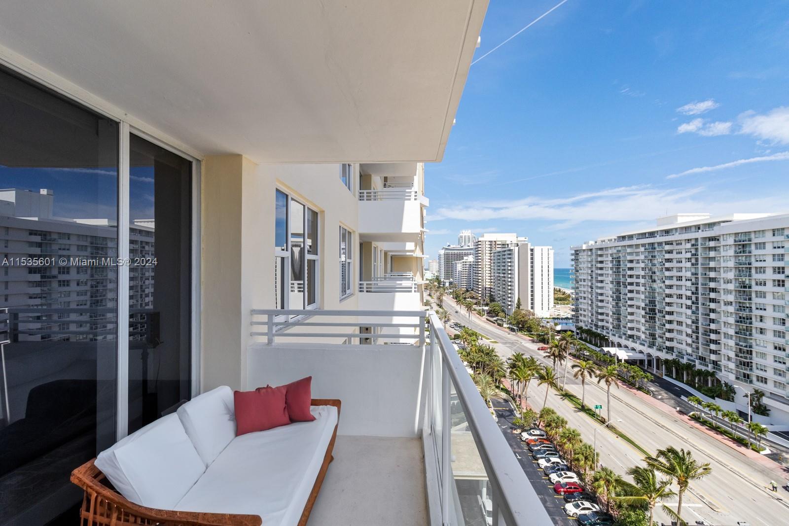5600 Collins Ave 15D, Miami Beach, Florida 33140, 2 Bedrooms Bedrooms, ,2 BathroomsBathrooms,Residential,For Sale,5600 Collins Ave 15D,A11535601