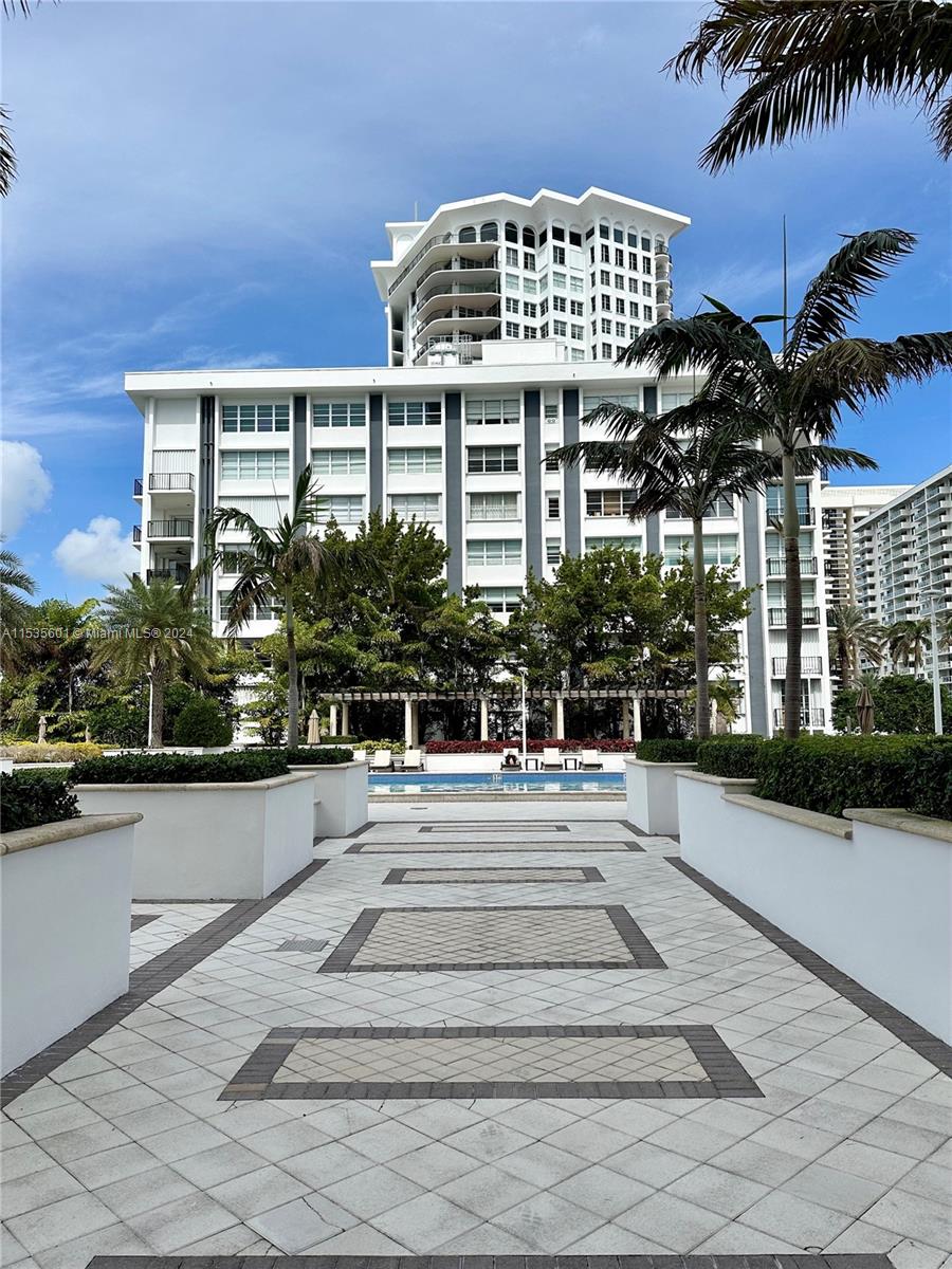 5600 Collins Ave 15D, Miami Beach, Florida 33140, 2 Bedrooms Bedrooms, ,2 BathroomsBathrooms,Residential,For Sale,5600 Collins Ave 15D,A11535601