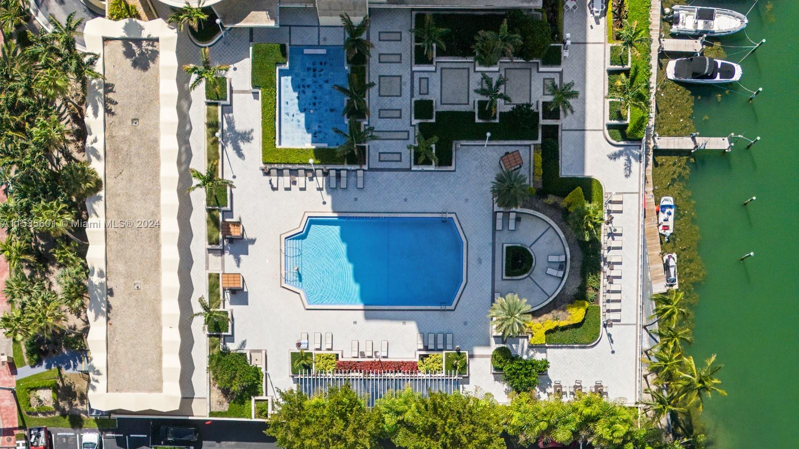 5600 Collins Ave 15D, Miami Beach, Florida 33140, 2 Bedrooms Bedrooms, ,2 BathroomsBathrooms,Residential,For Sale,5600 Collins Ave 15D,A11535601