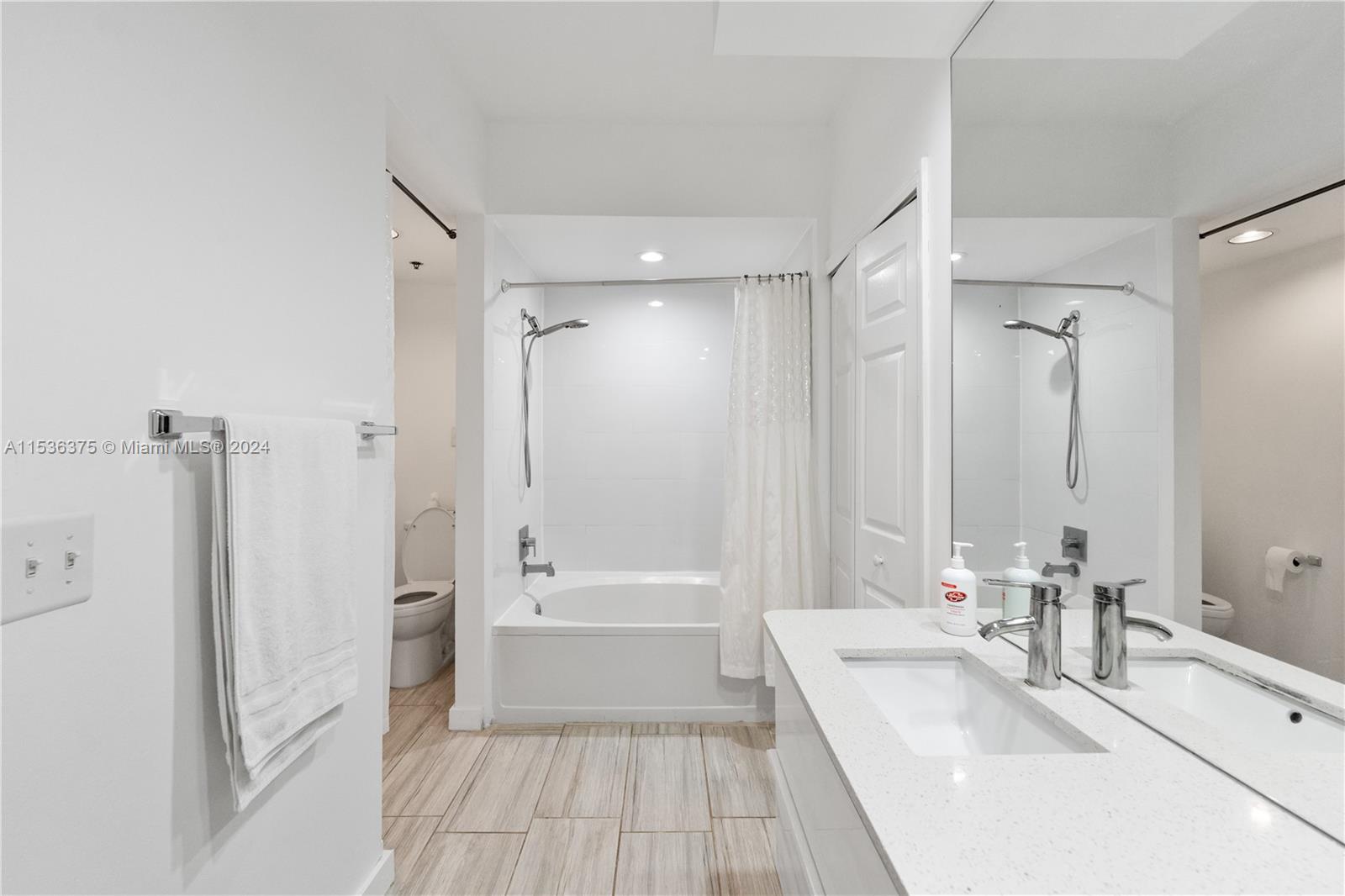 3155 184th St, Aventura, FL, 33160 United States, 1 Bedroom Bedrooms, ,1 BathroomBathrooms,Residential,For Sale,184th St,A11536375