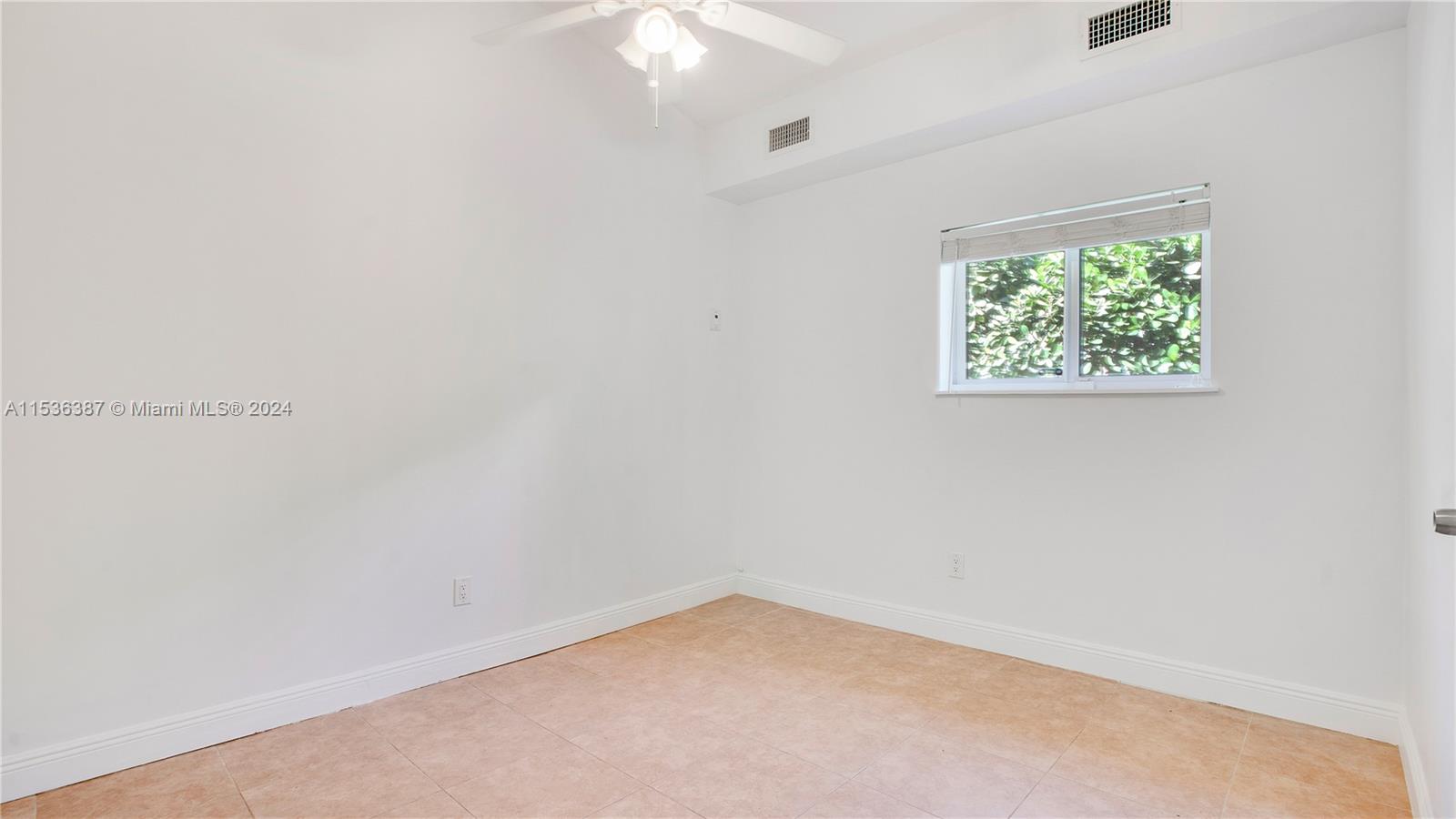 5711 Marius St 5711, Coral Gables, Florida 33146, 3 Bedrooms Bedrooms, ,2 BathroomsBathrooms,Residentiallease,For Rent,5711 Marius St 5711,A11536387