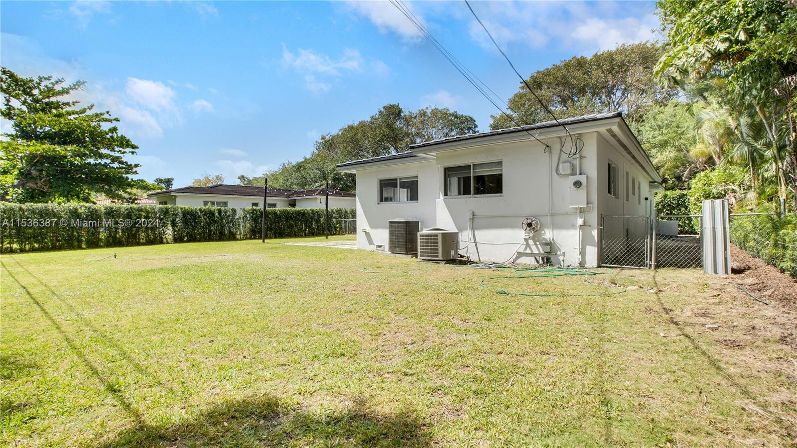 5711 Marius St 5711, Coral Gables, Florida 33146, 3 Bedrooms Bedrooms, ,2 BathroomsBathrooms,Residentiallease,For Rent,5711 Marius St 5711,A11536387