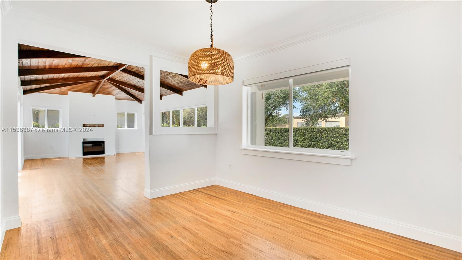 5711 Marius St 5711, Coral Gables, Florida 33146, 3 Bedrooms Bedrooms, ,2 BathroomsBathrooms,Residentiallease,For Rent,5711 Marius St 5711,A11536387