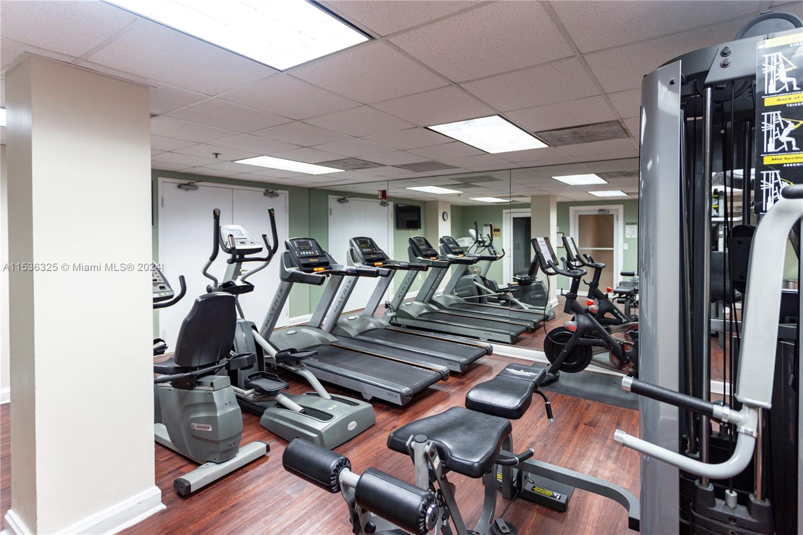 2951 S Bayshore Dr 205, Miami, Florida 33133, 1 Bedroom Bedrooms, ,1 BathroomBathrooms,Residential,For Sale,2951 S Bayshore Dr 205,A11536325