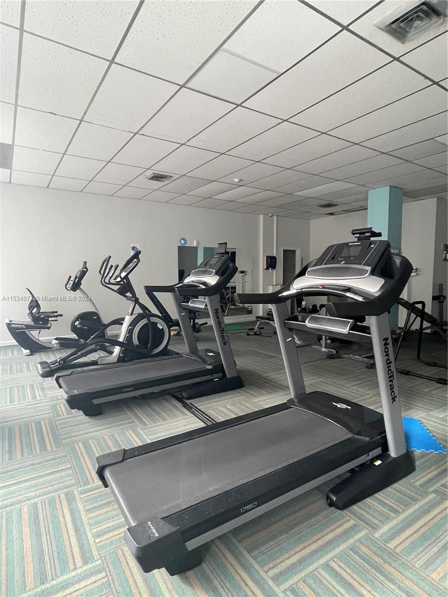 Hallandale Beach, Florida 33009, 1 Bedroom Bedrooms, ,1 BathroomBathrooms,Residential,For Sale,A11534077