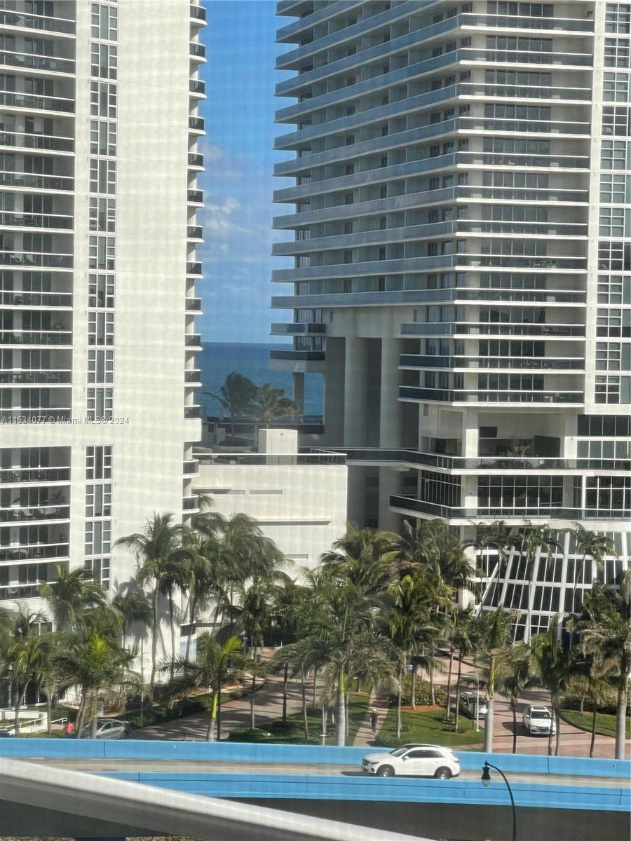 Hallandale Beach, Florida 33009, 1 Bedroom Bedrooms, ,1 BathroomBathrooms,Residential,For Sale,A11534077